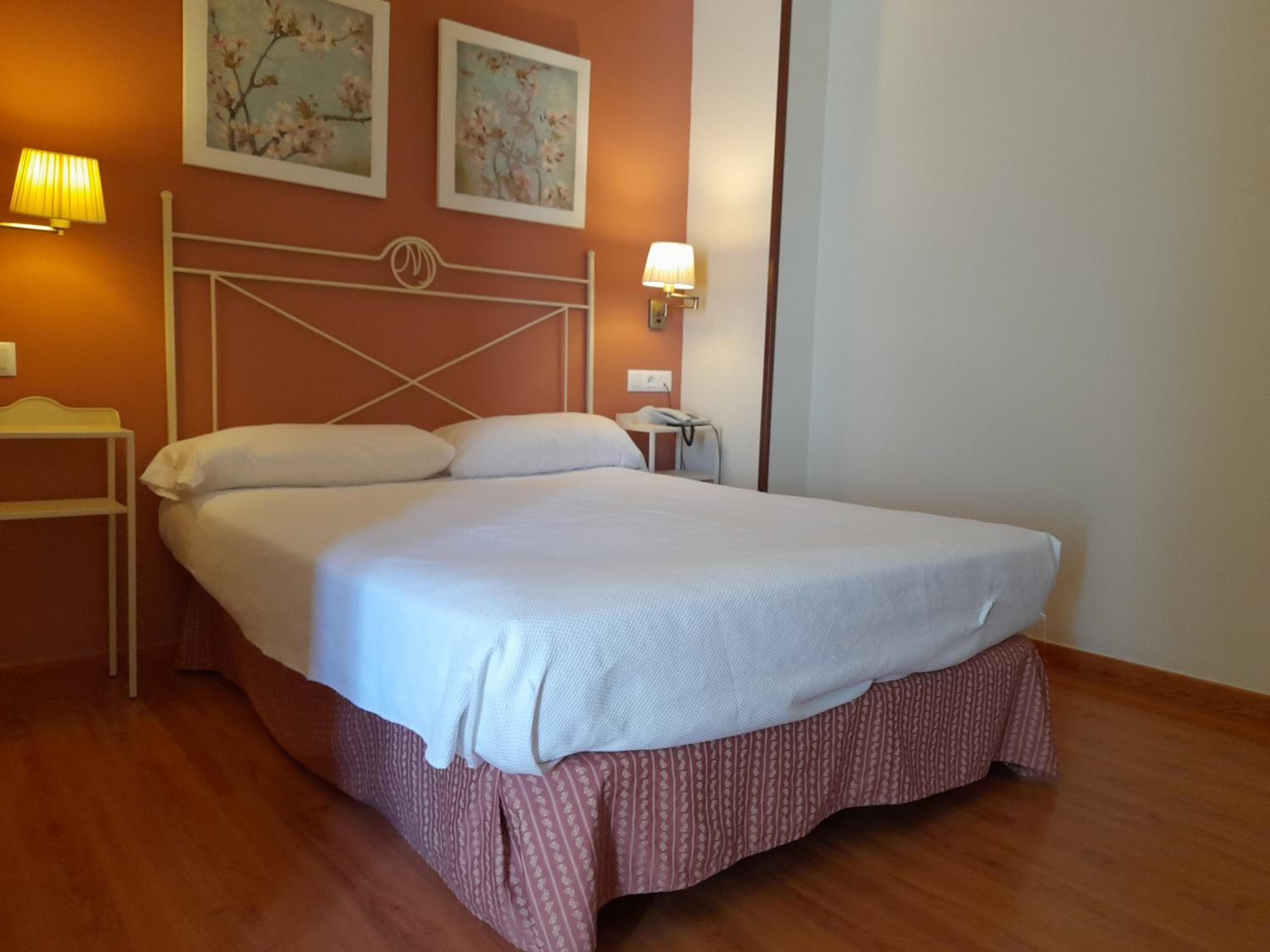 Hotel Murillo — 3