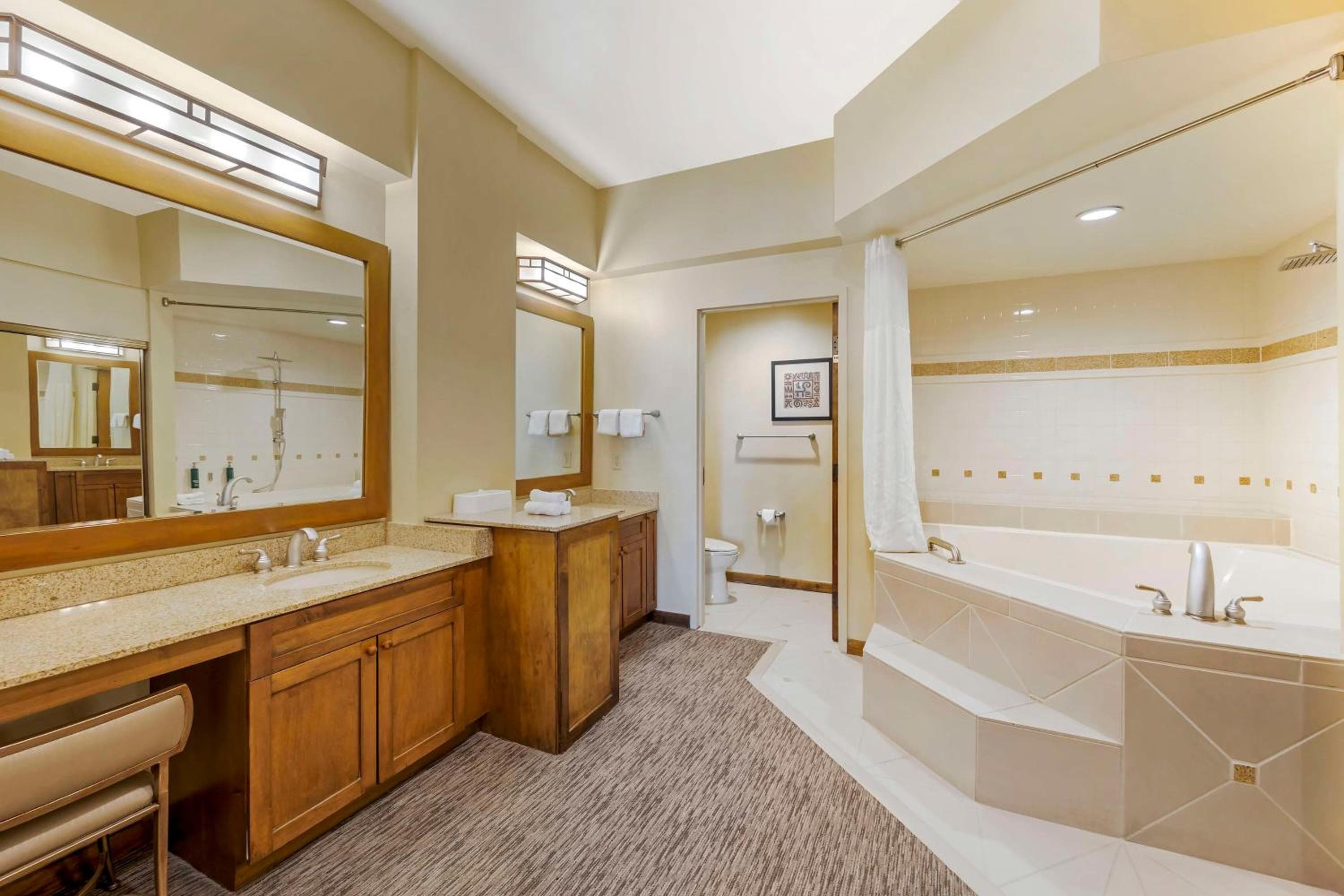 Hilton Vacation Club Cancun Resort Las Vegas — 23