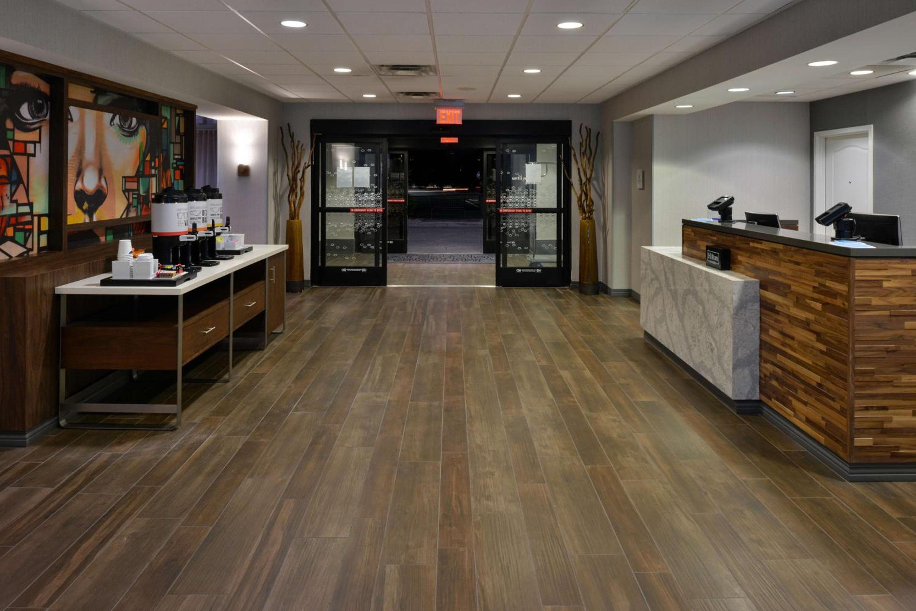 Hampton Inn & Suites Las Vegas Airport — 3