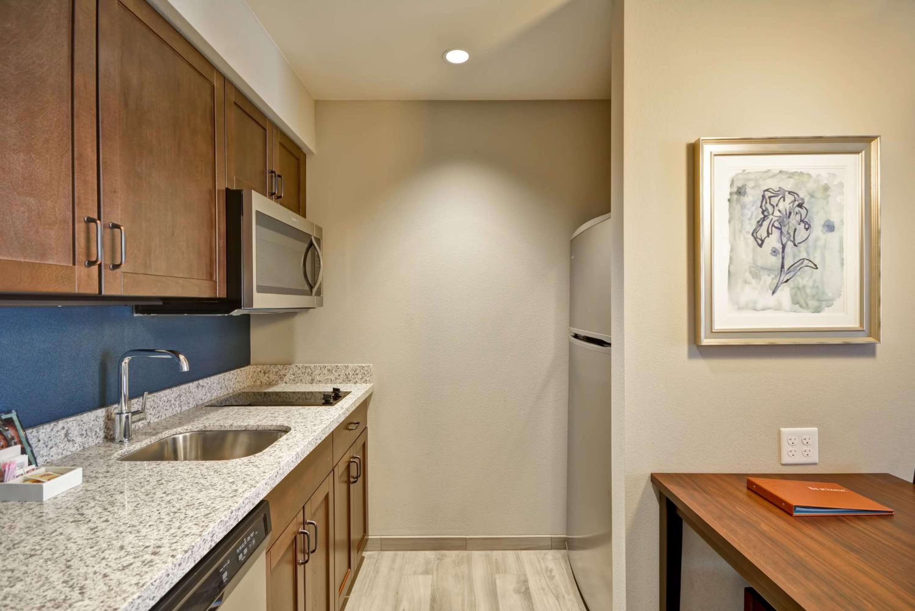 Homewood Suites By Hilton Las Vegas City Center — 7
