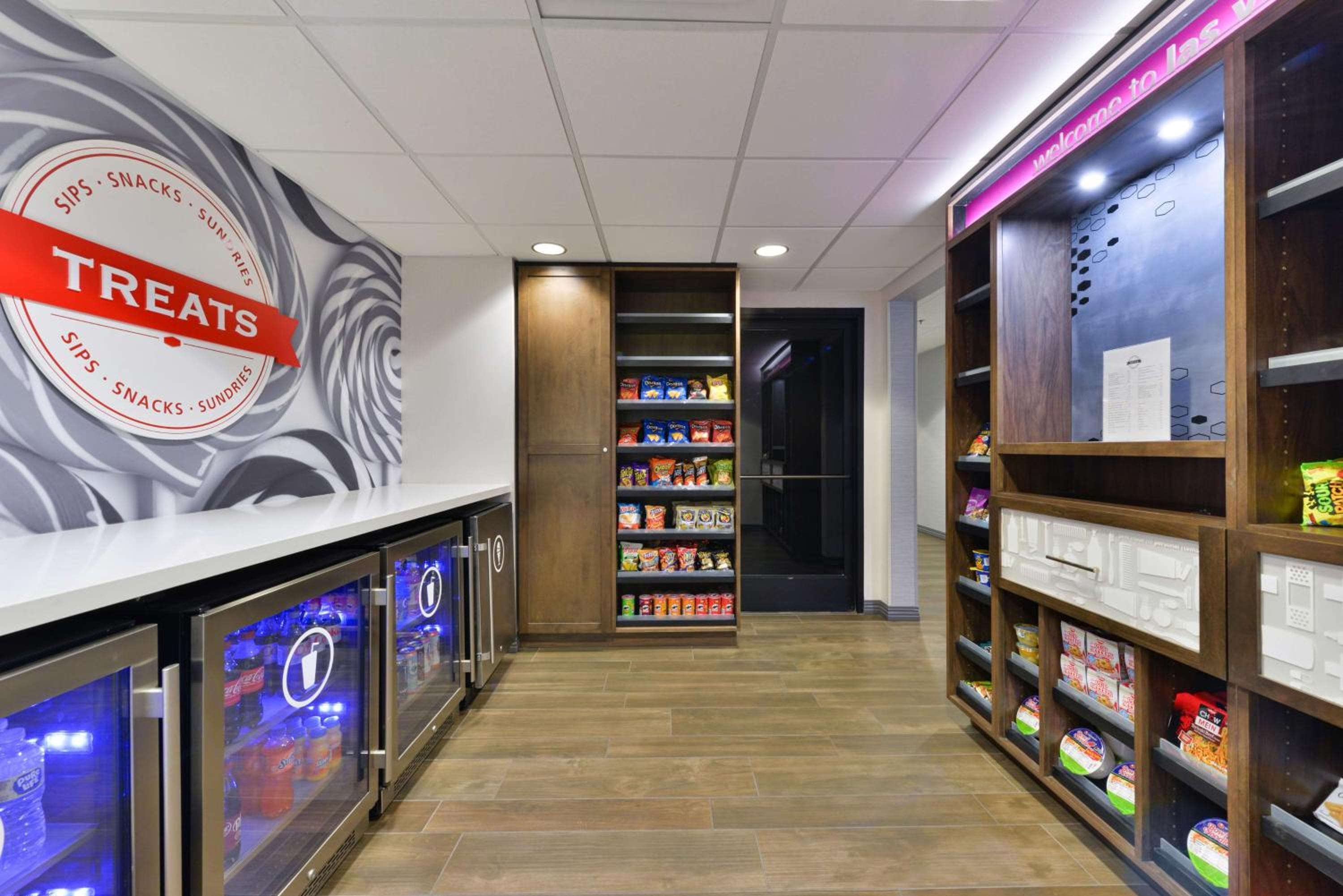 Hampton Inn & Suites Las Vegas Airport — 14