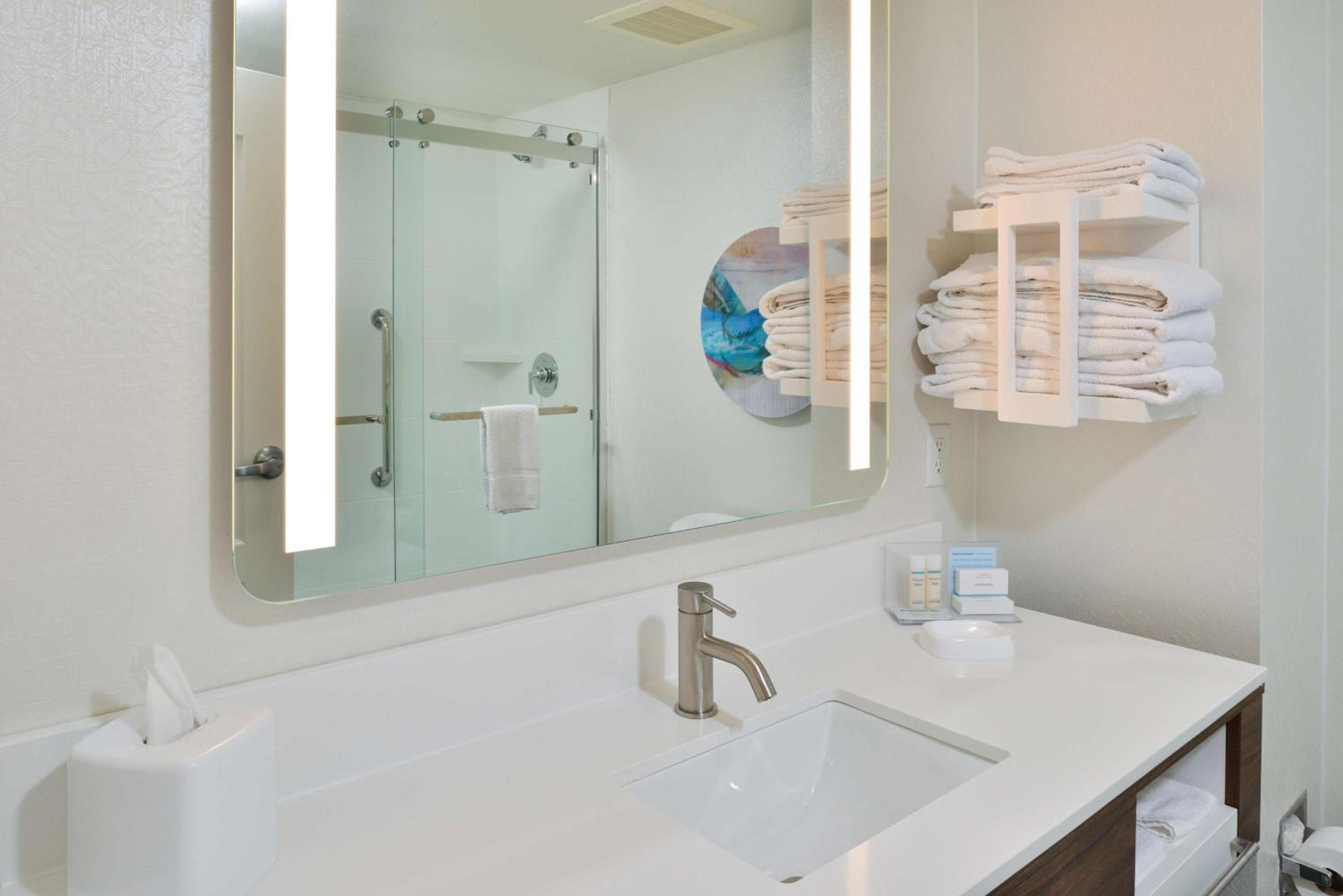 Hampton Inn & Suites Las Vegas Airport — 15