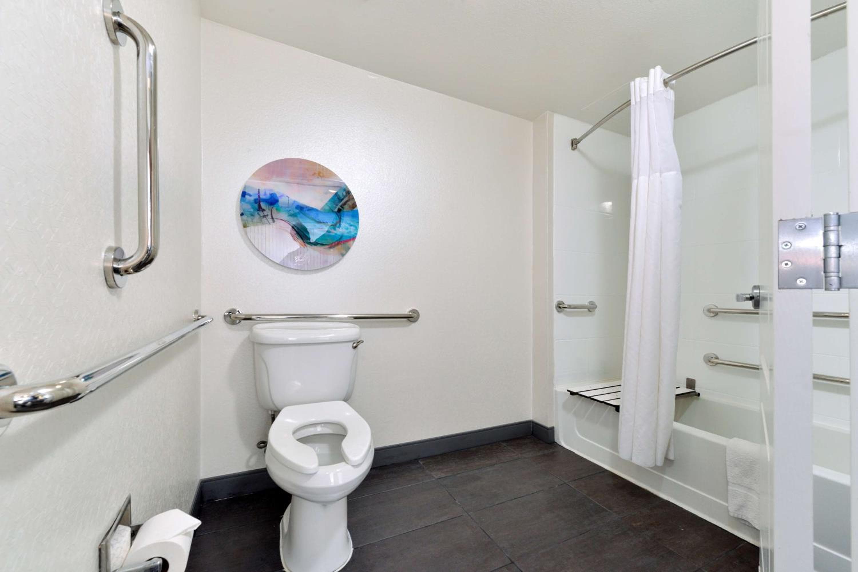 Hampton Inn & Suites Las Vegas Airport — 20