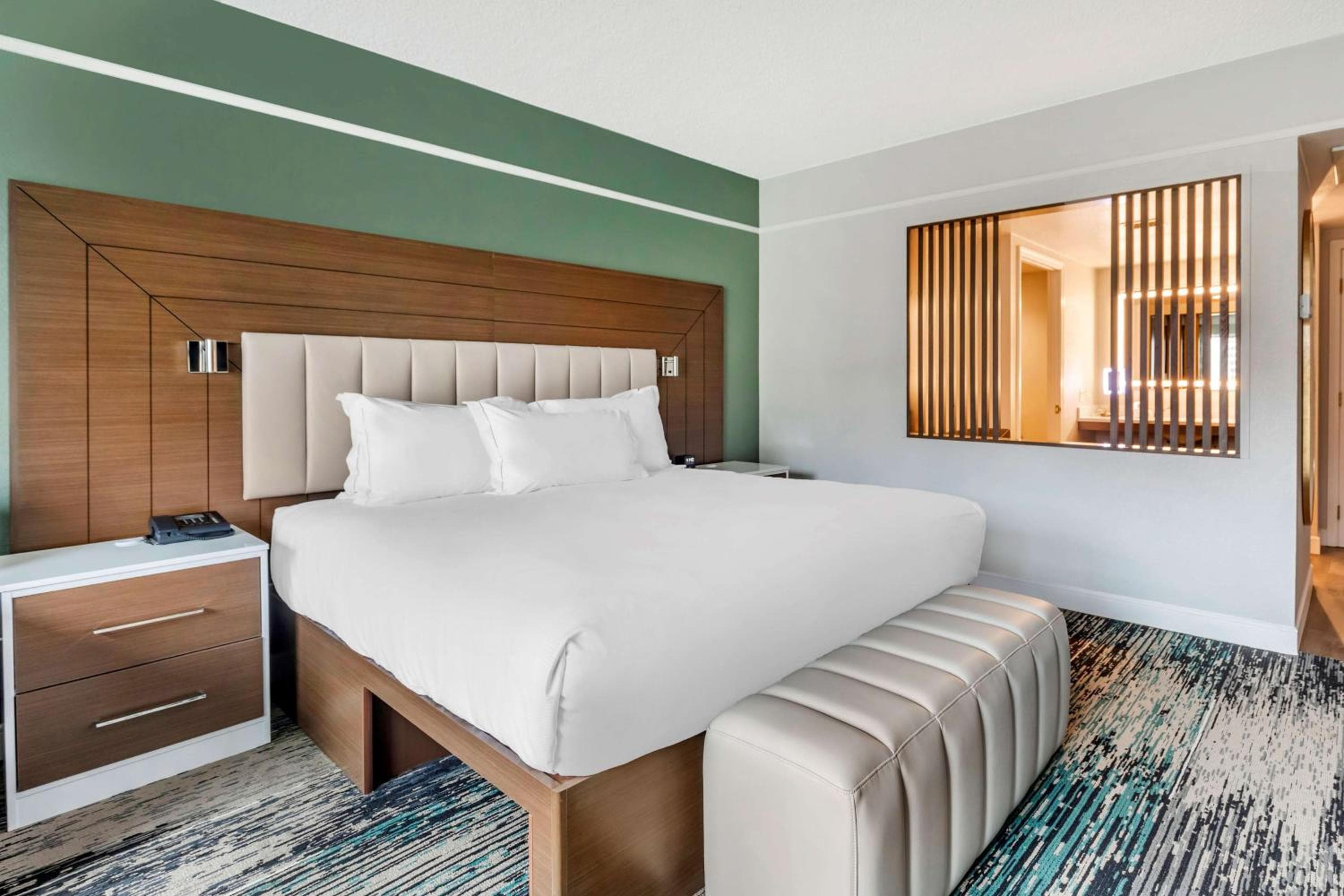 Hilton Grand Vacations Club Flamingo Las Vegas — 8