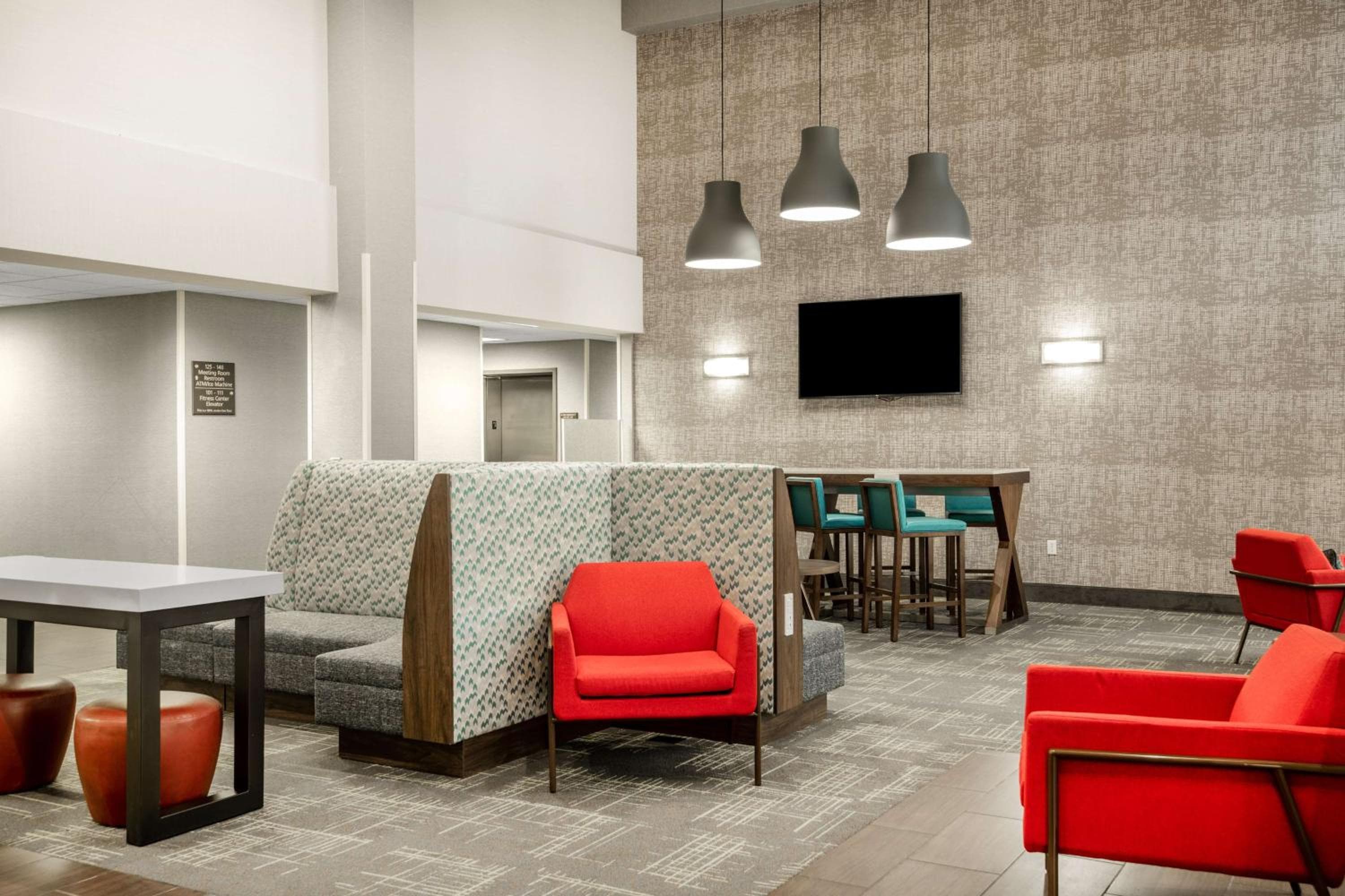 Hampton Inn & Suites Las Vegas-Henderson — 9