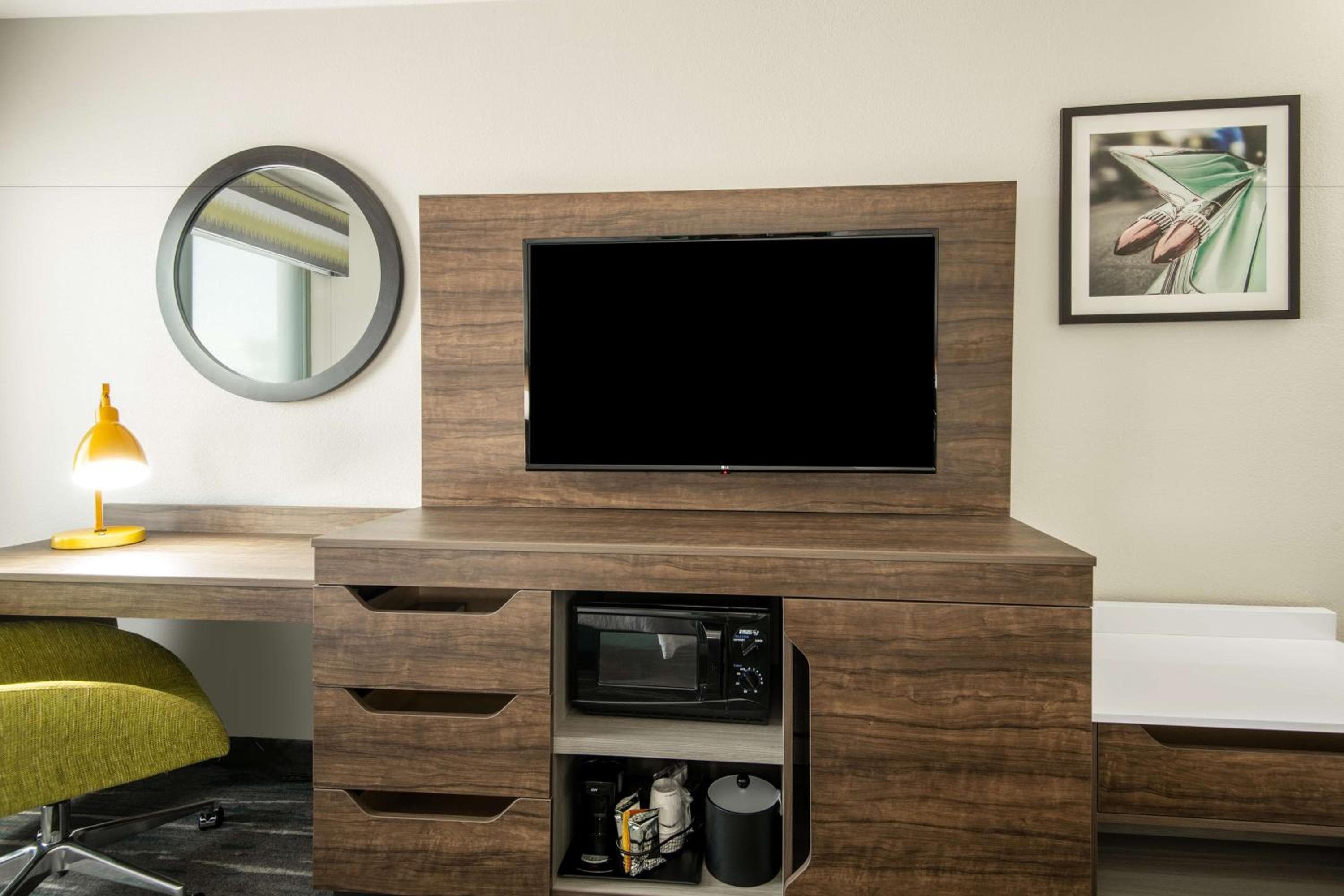 Hampton Inn & Suites Las Vegas-Henderson — 26