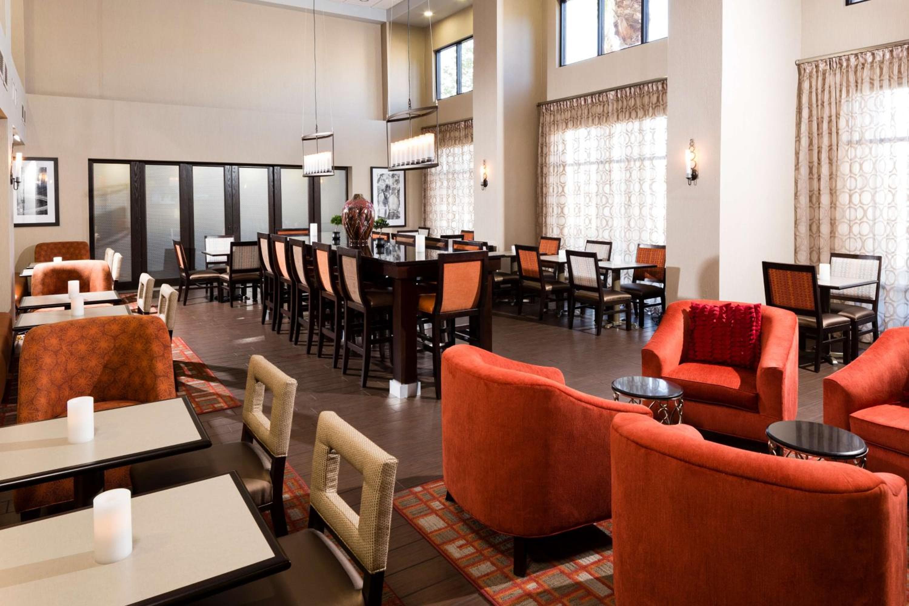 Hampton Inn & Suites Las Vegas Sur — 10