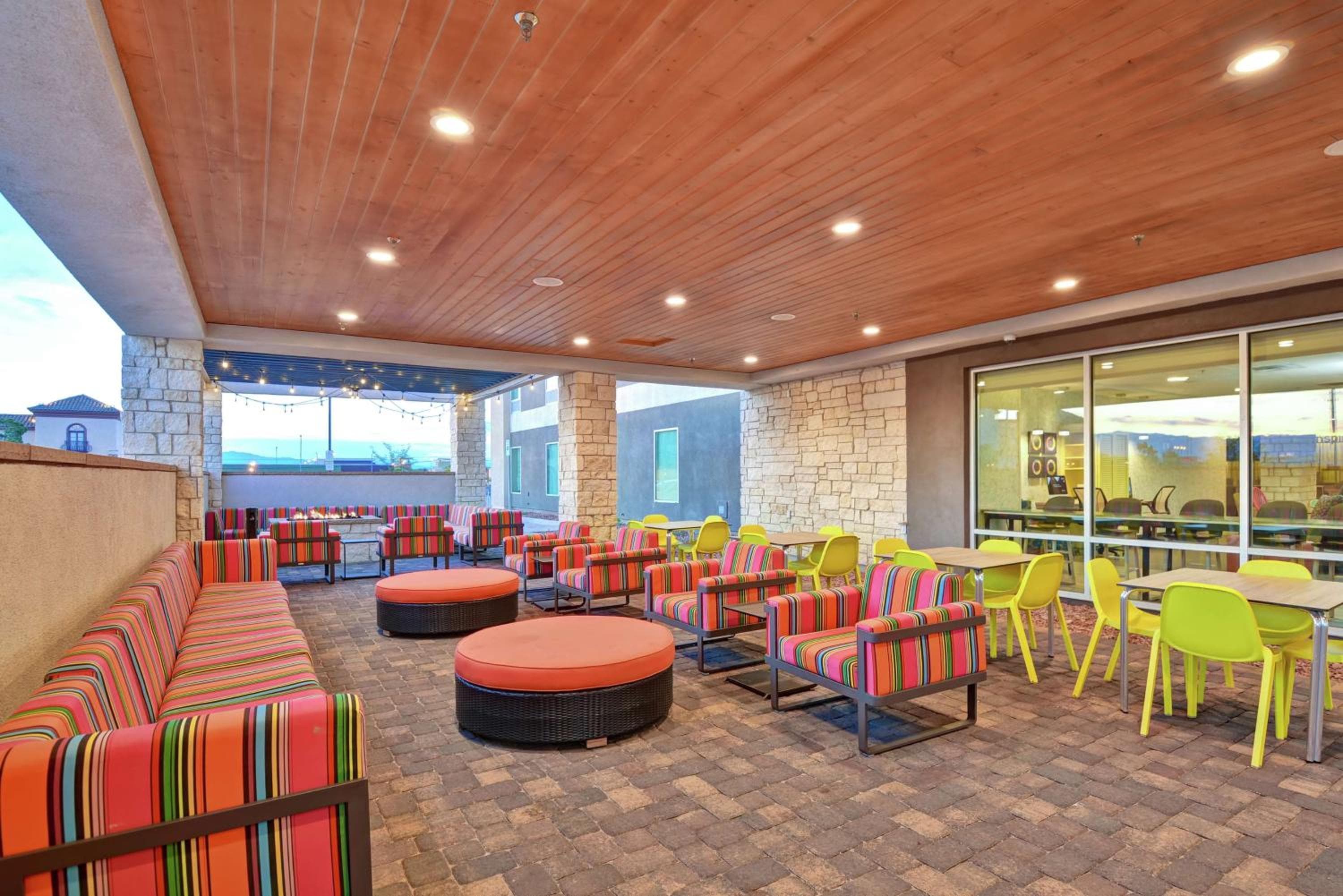 Home2 Suites By Hilton Las Vegas Strip Sur — 3