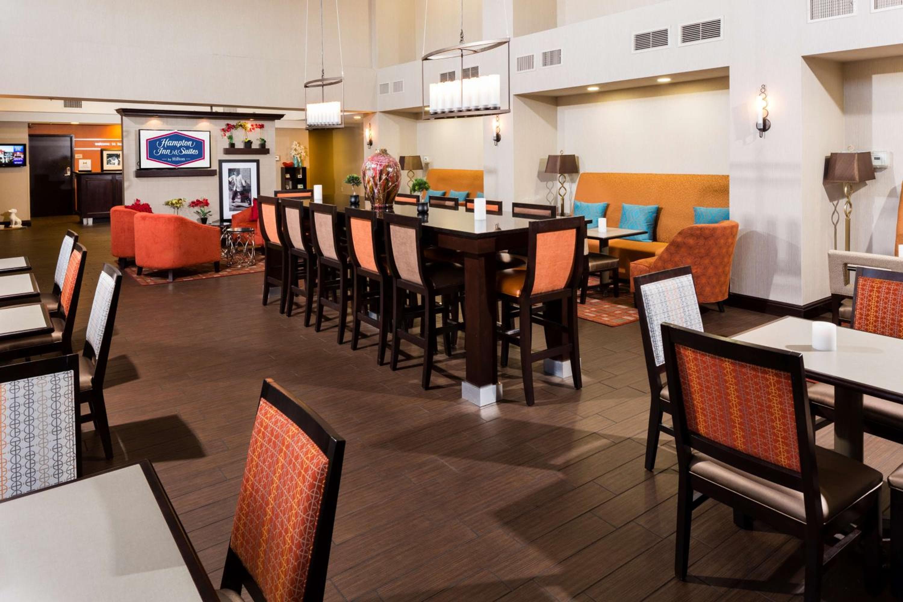 Hampton Inn & Suites Las Vegas Sur — 15