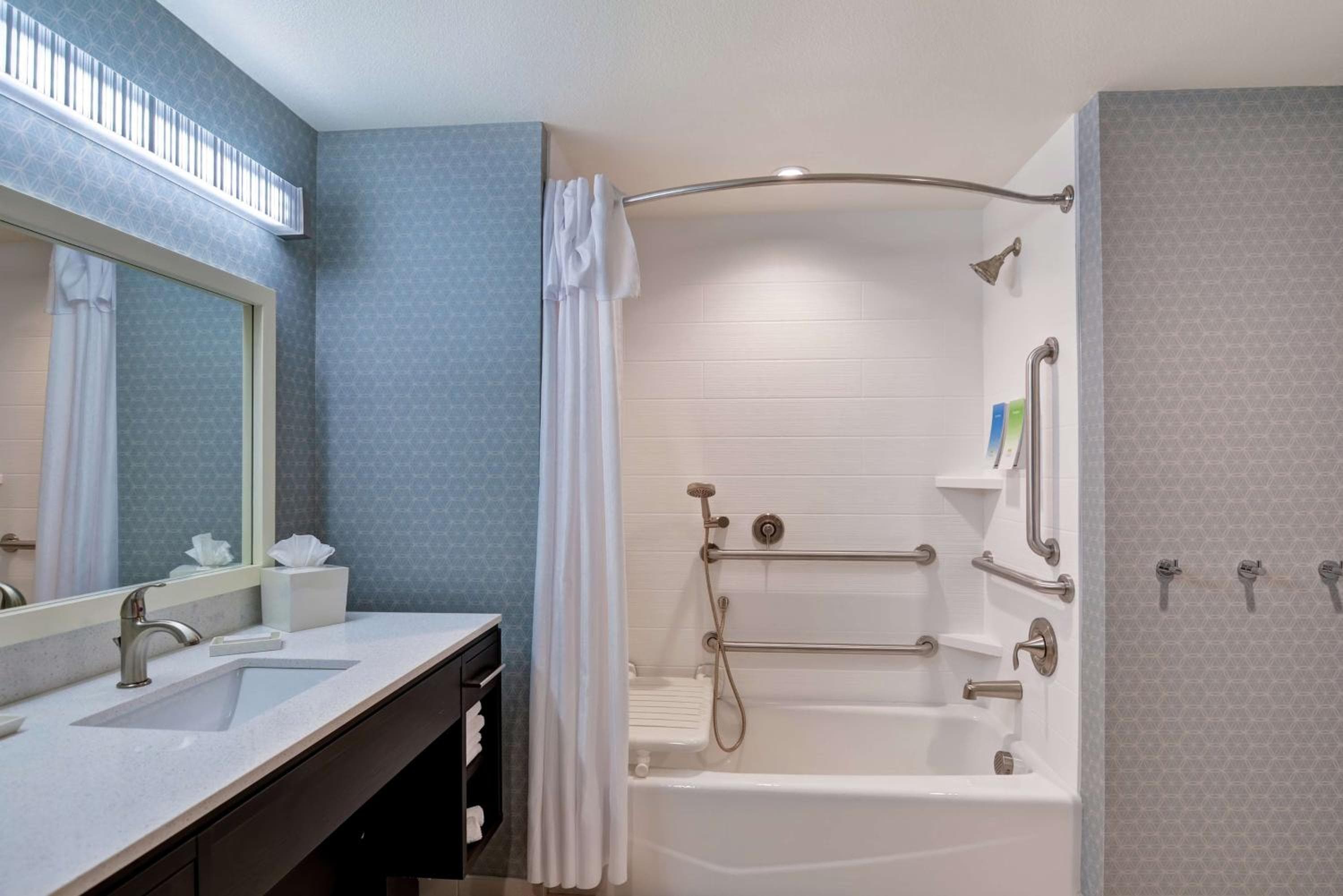 Home2 Suites By Hilton Las Vegas Strip Sur — 19