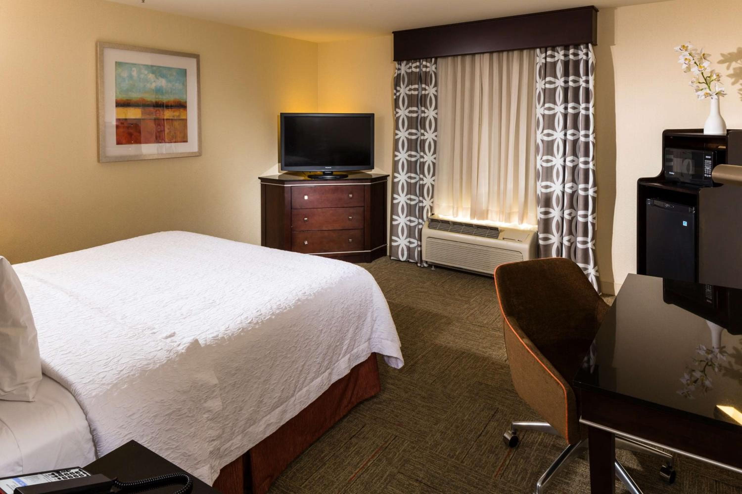 Hampton Inn & Suites Las Vegas Sur — 5