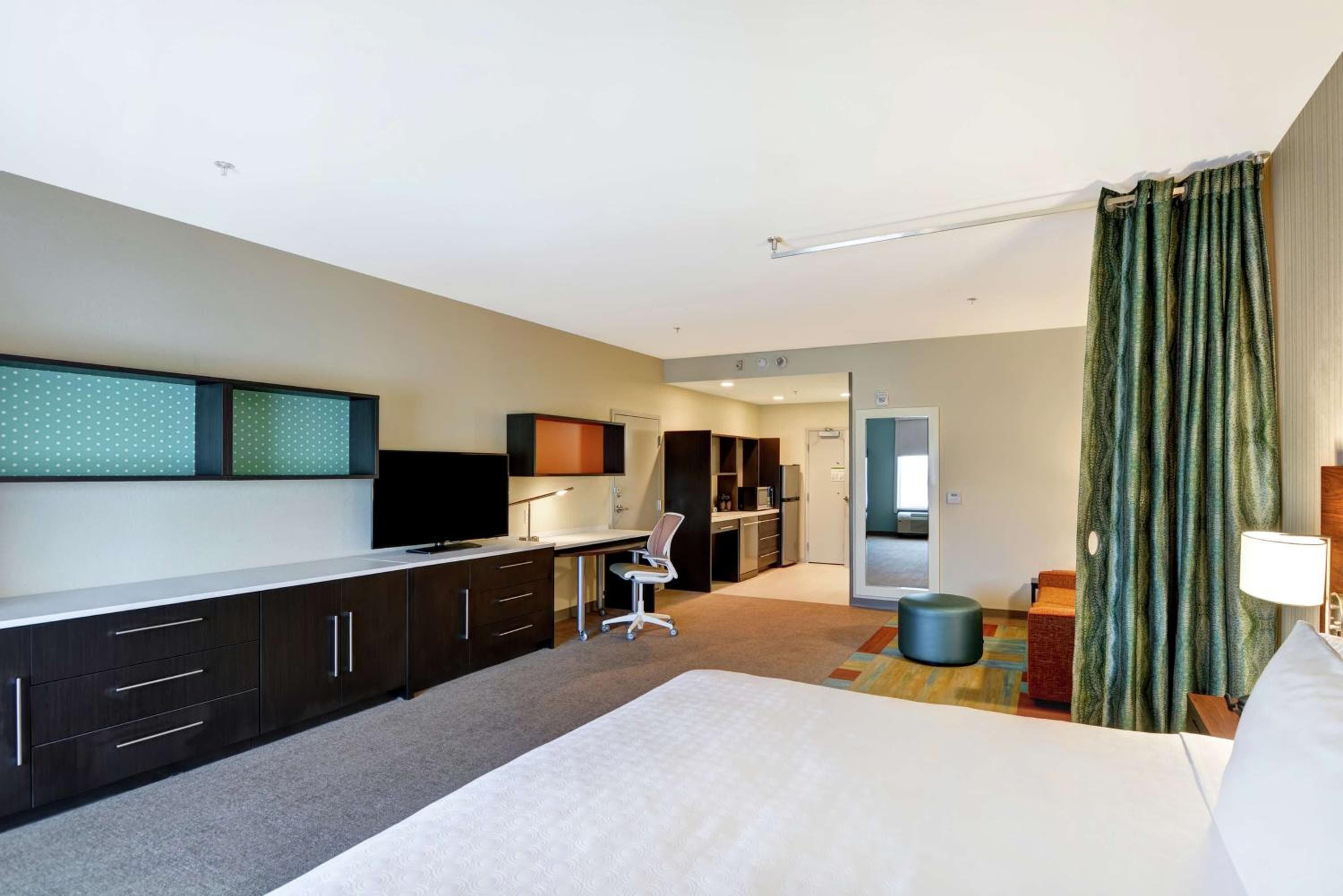 Home2 Suites By Hilton Las Vegas Strip Sur — 23