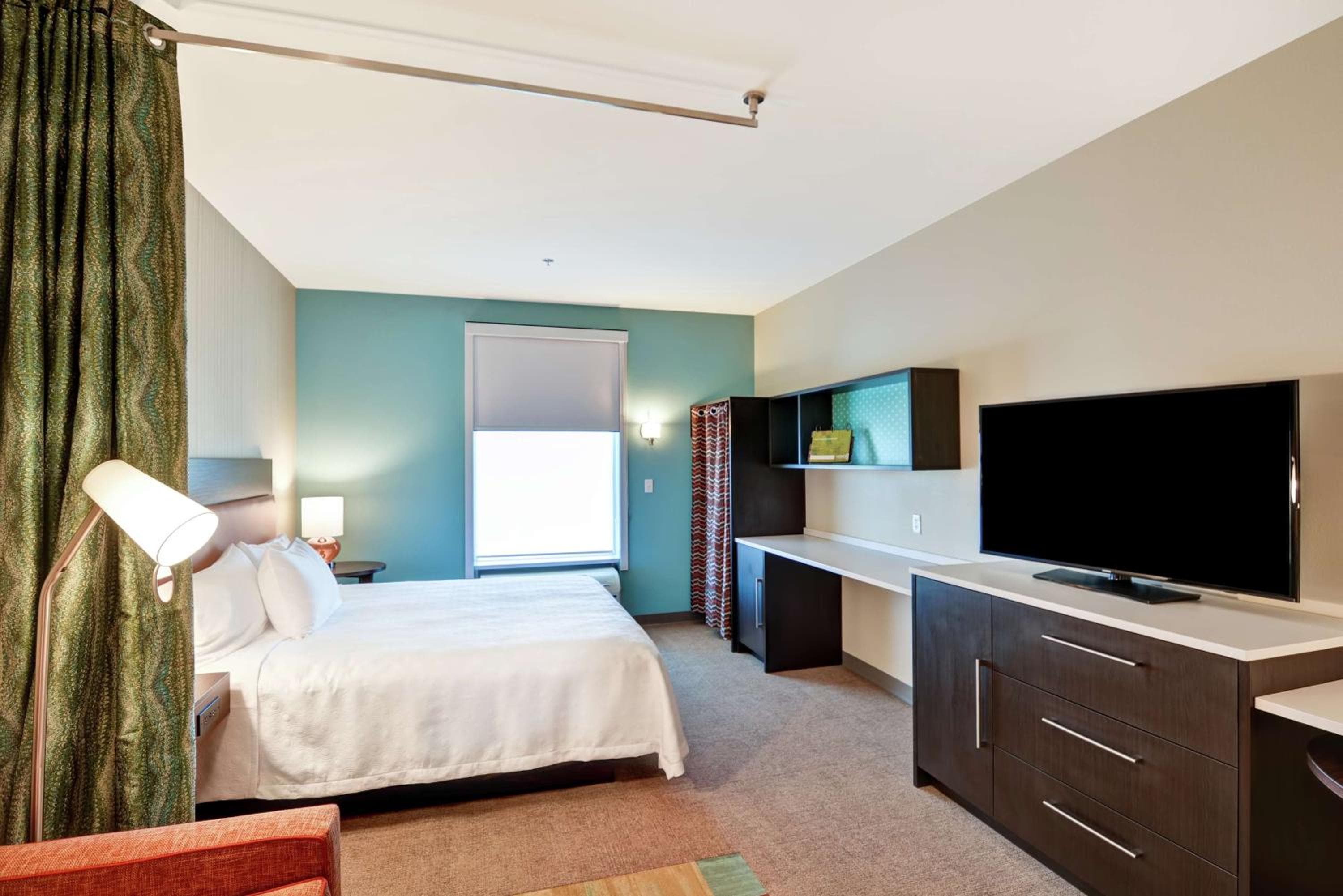 Home2 Suites By Hilton Las Vegas Strip South — 12