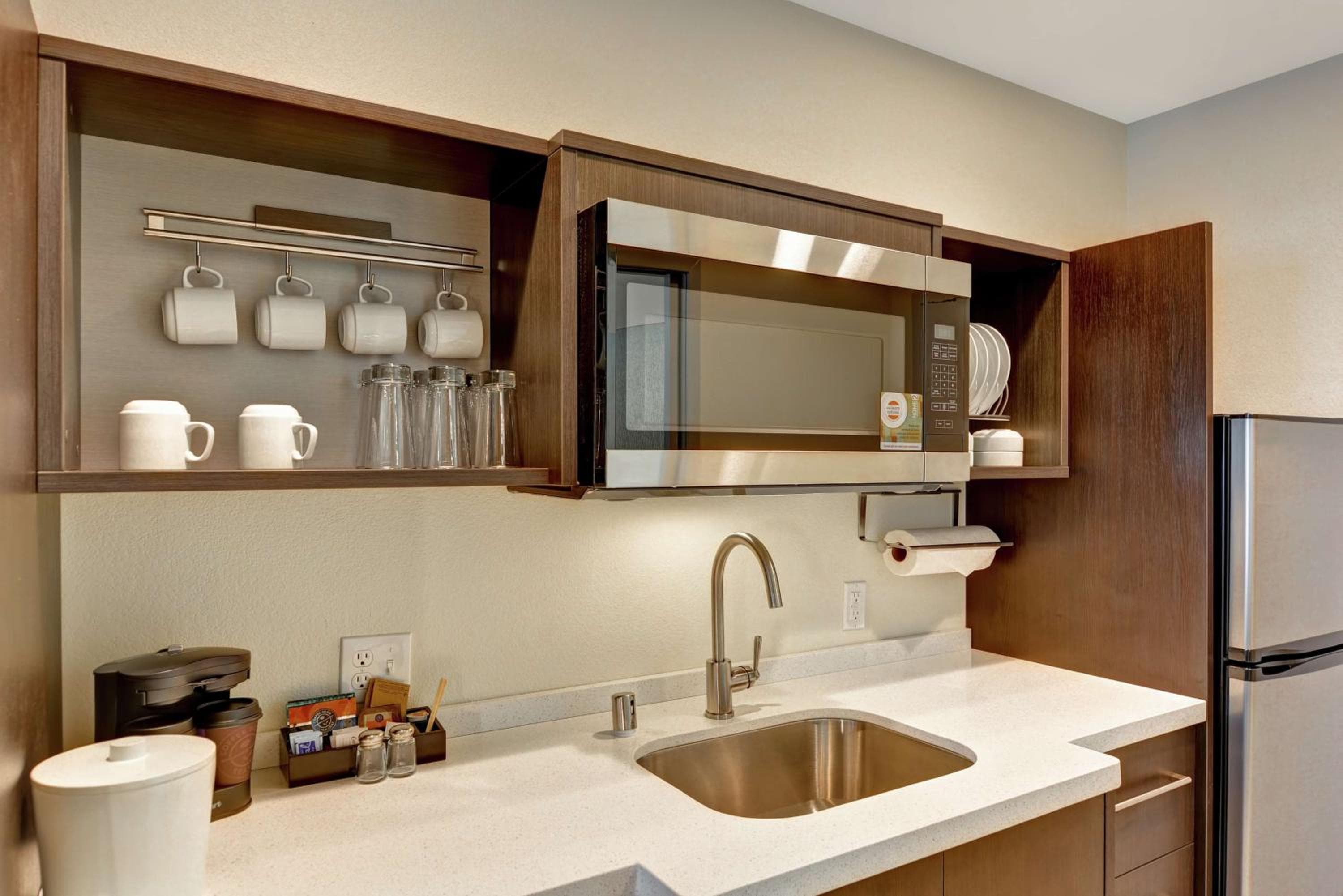 Home2 Suites By Hilton Las Vegas Strip South — 8