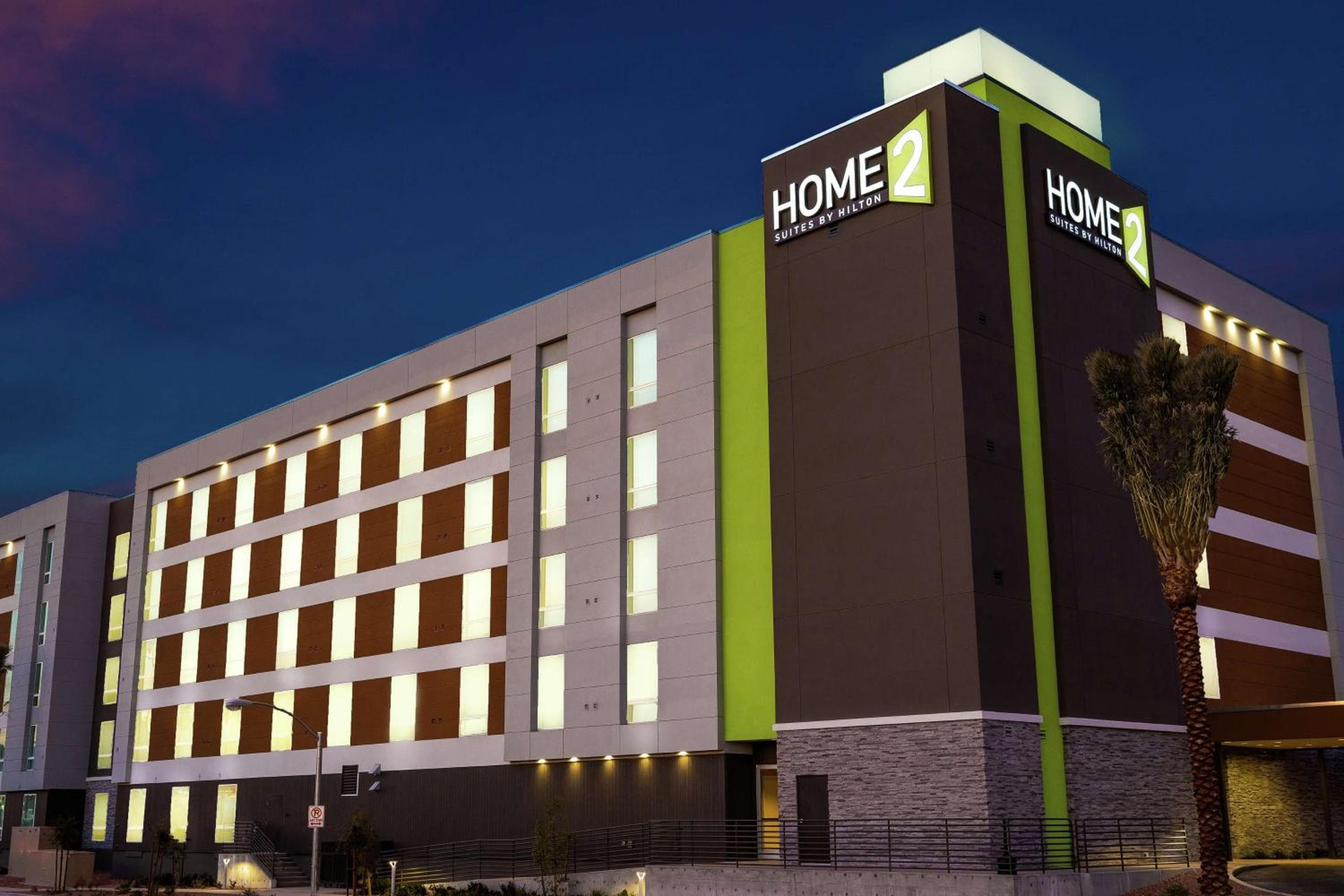 Home2 Suites von Hilton Las Vegas Stadium District — 4