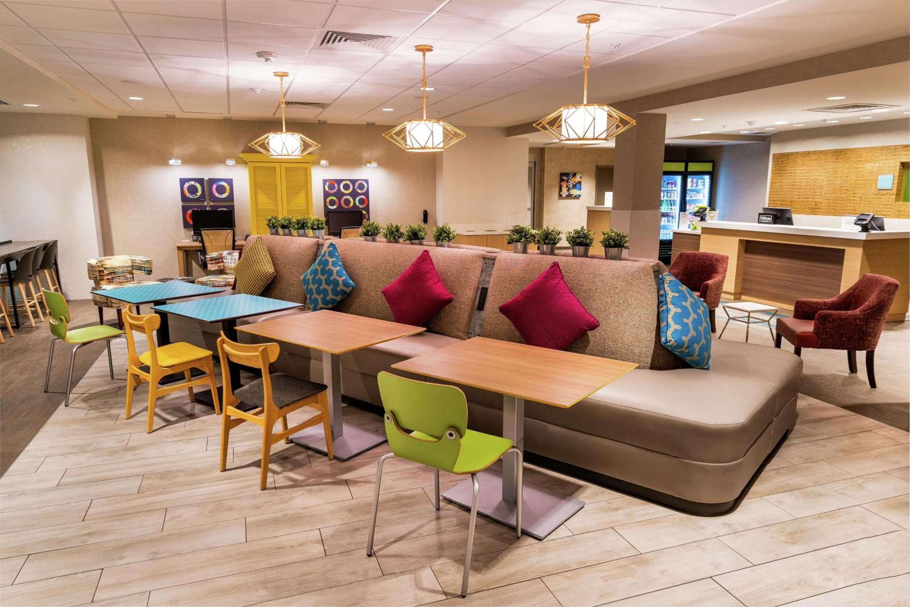 Home2 Suites von Hilton Las Vegas Stadium District — 6