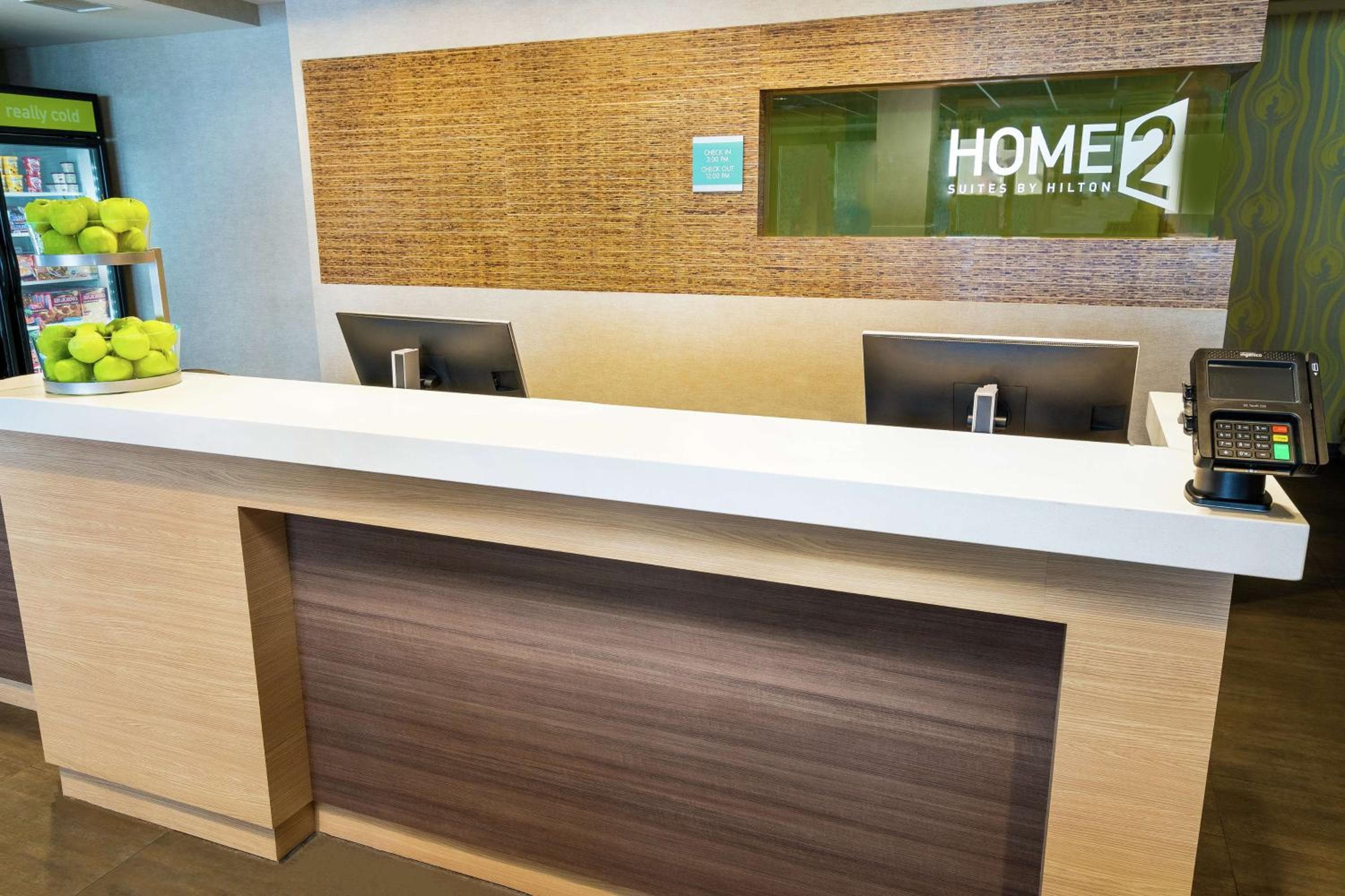 Home2 Suites von Hilton Las Vegas Stadium District — 9