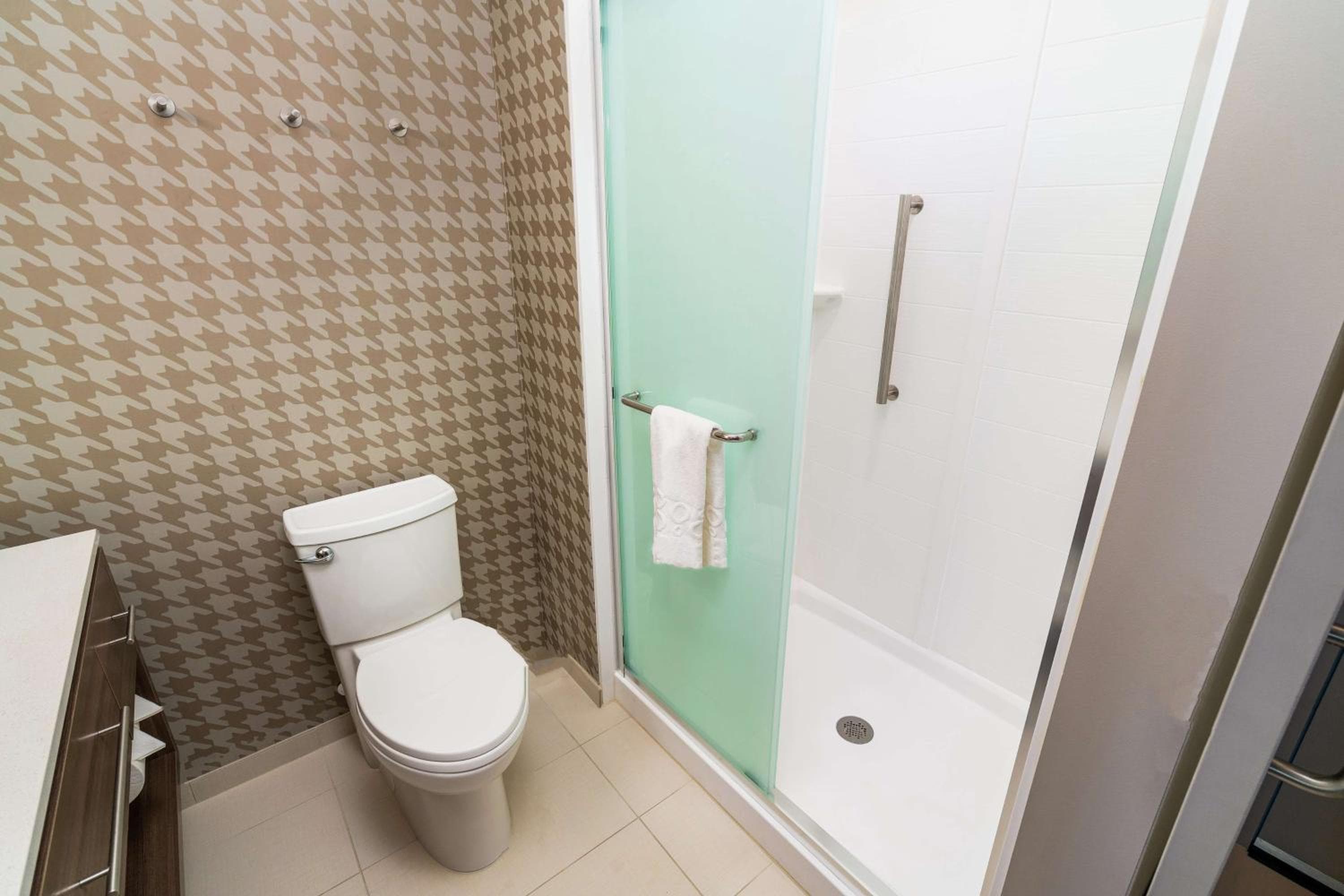 Home2 Suites von Hilton Las Vegas Stadium District — 23