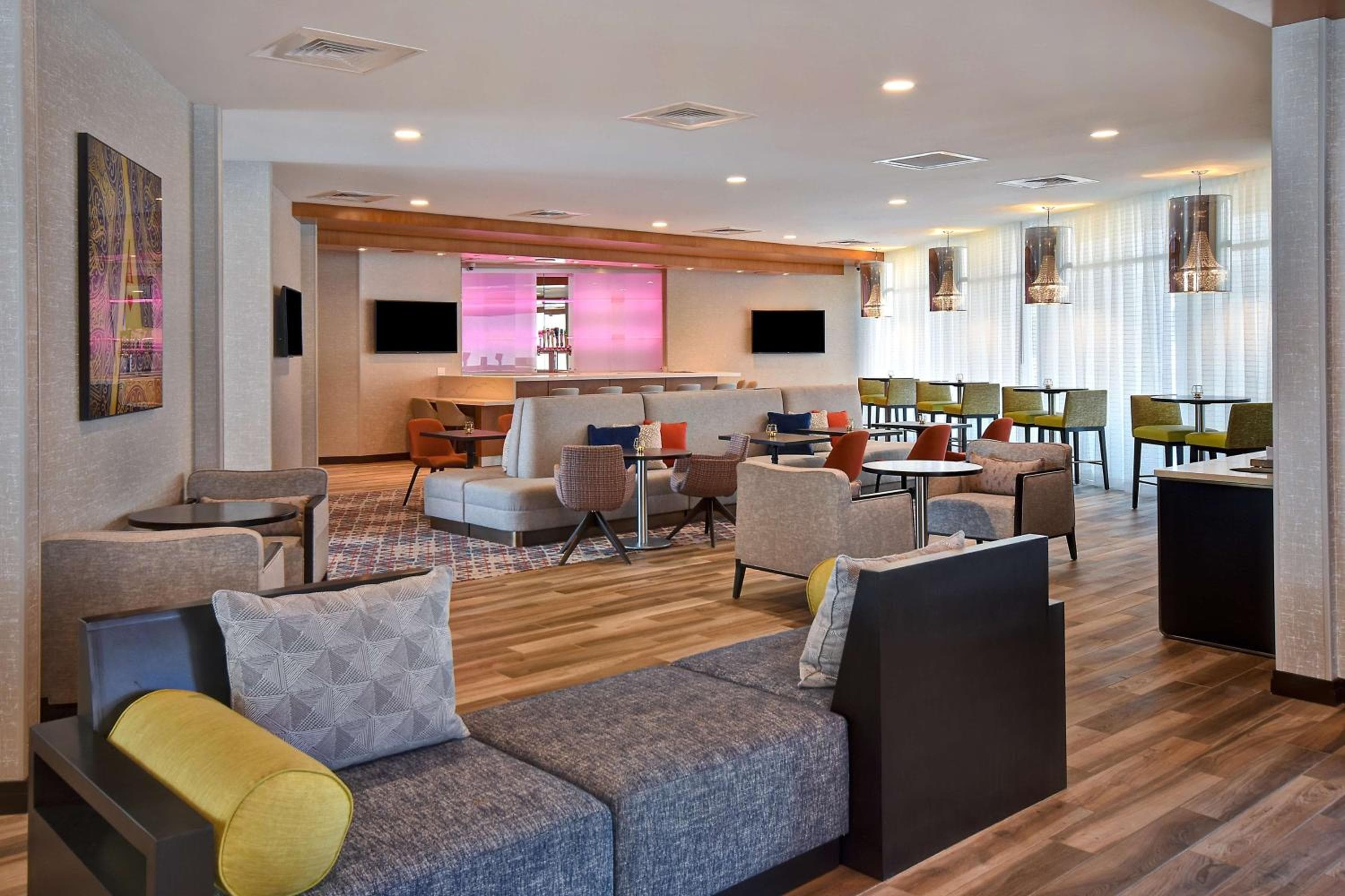 Home2 Suites by Hilton Las Vegas Convention Center - No Resort Fee — 27