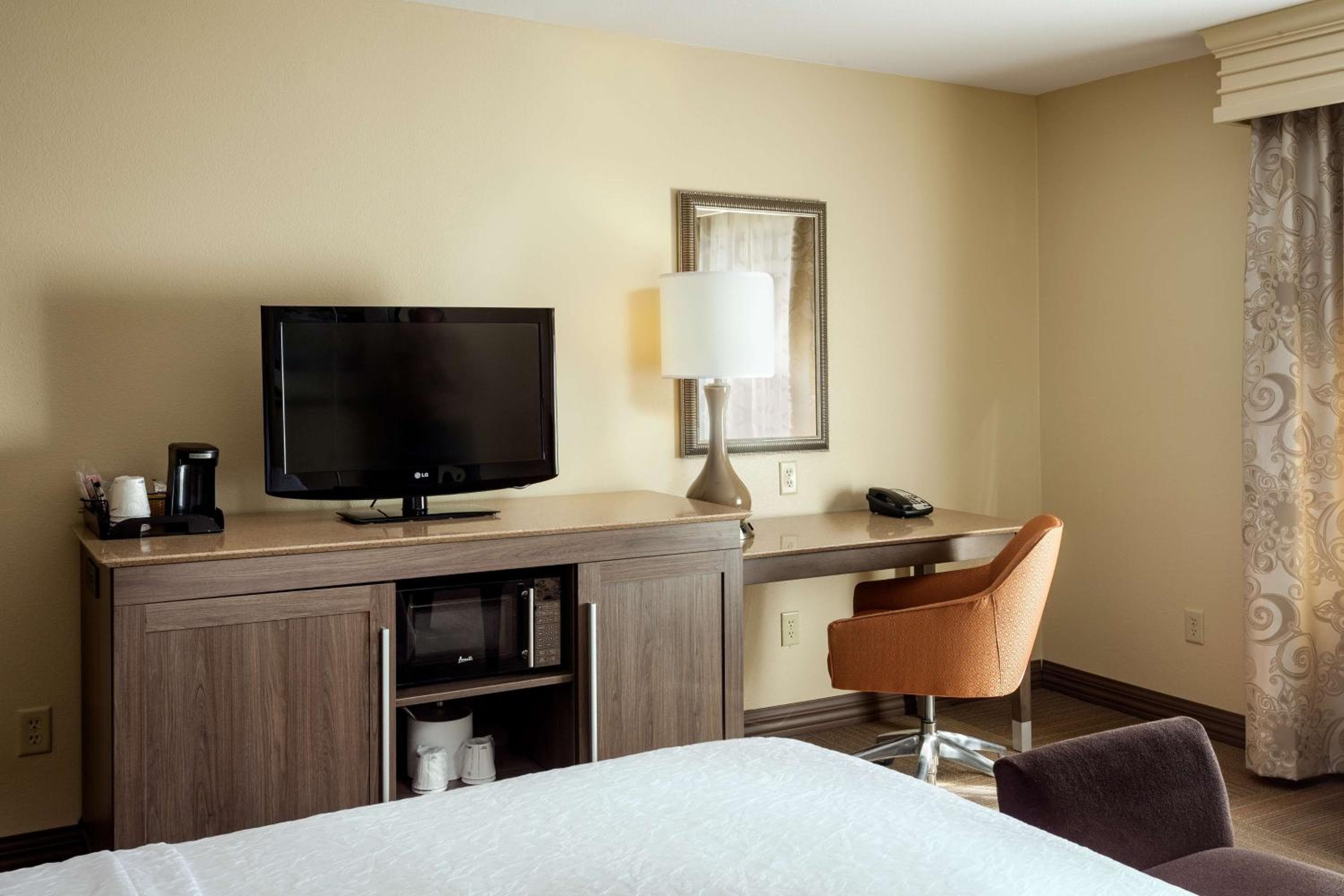 Hampton Inn & Suites Las Vegas-Red Rock/Summerlin — 12