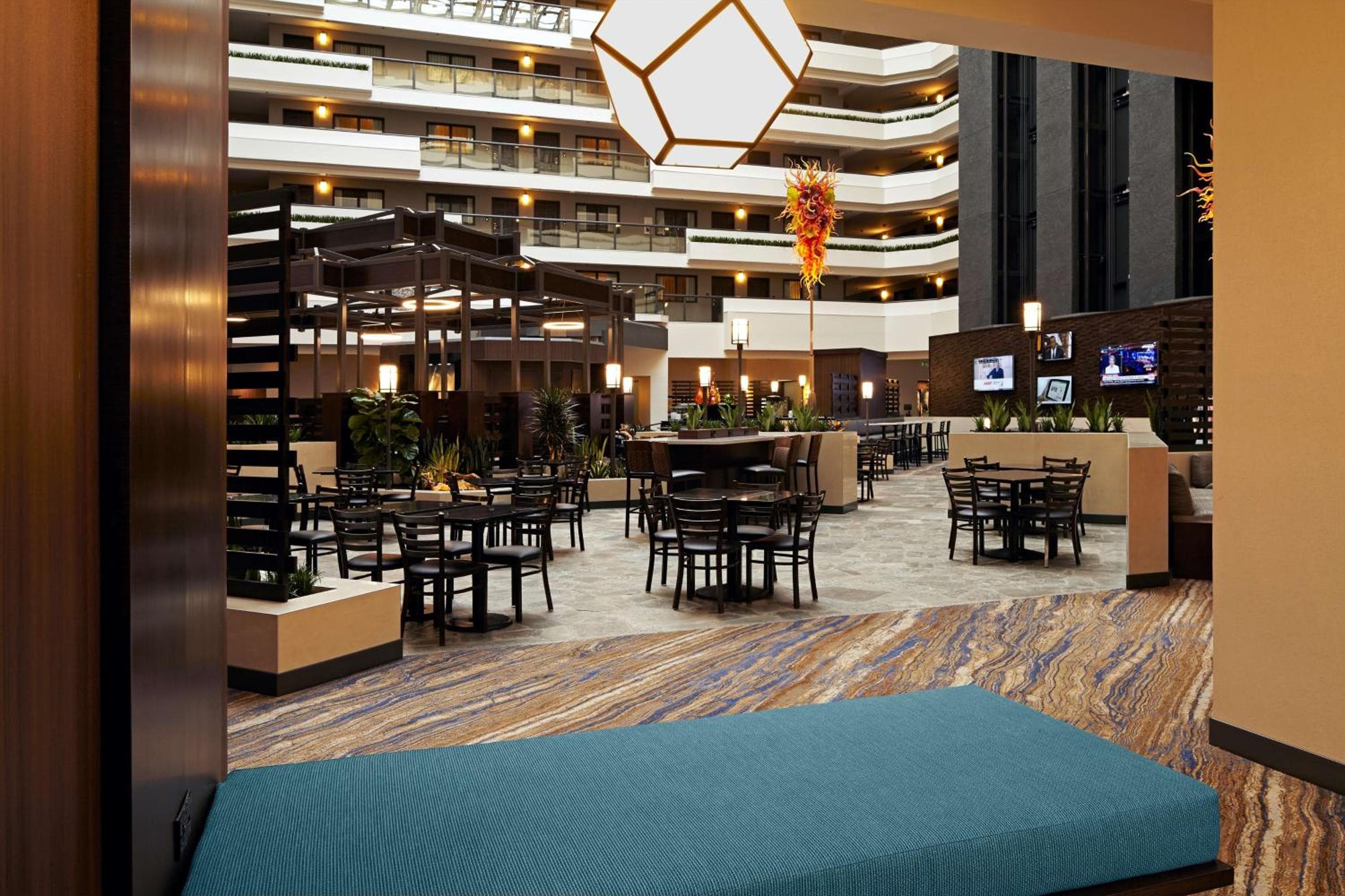 Embassy Suites Los Angeles - Aeroporto internazionale/Nord — 10