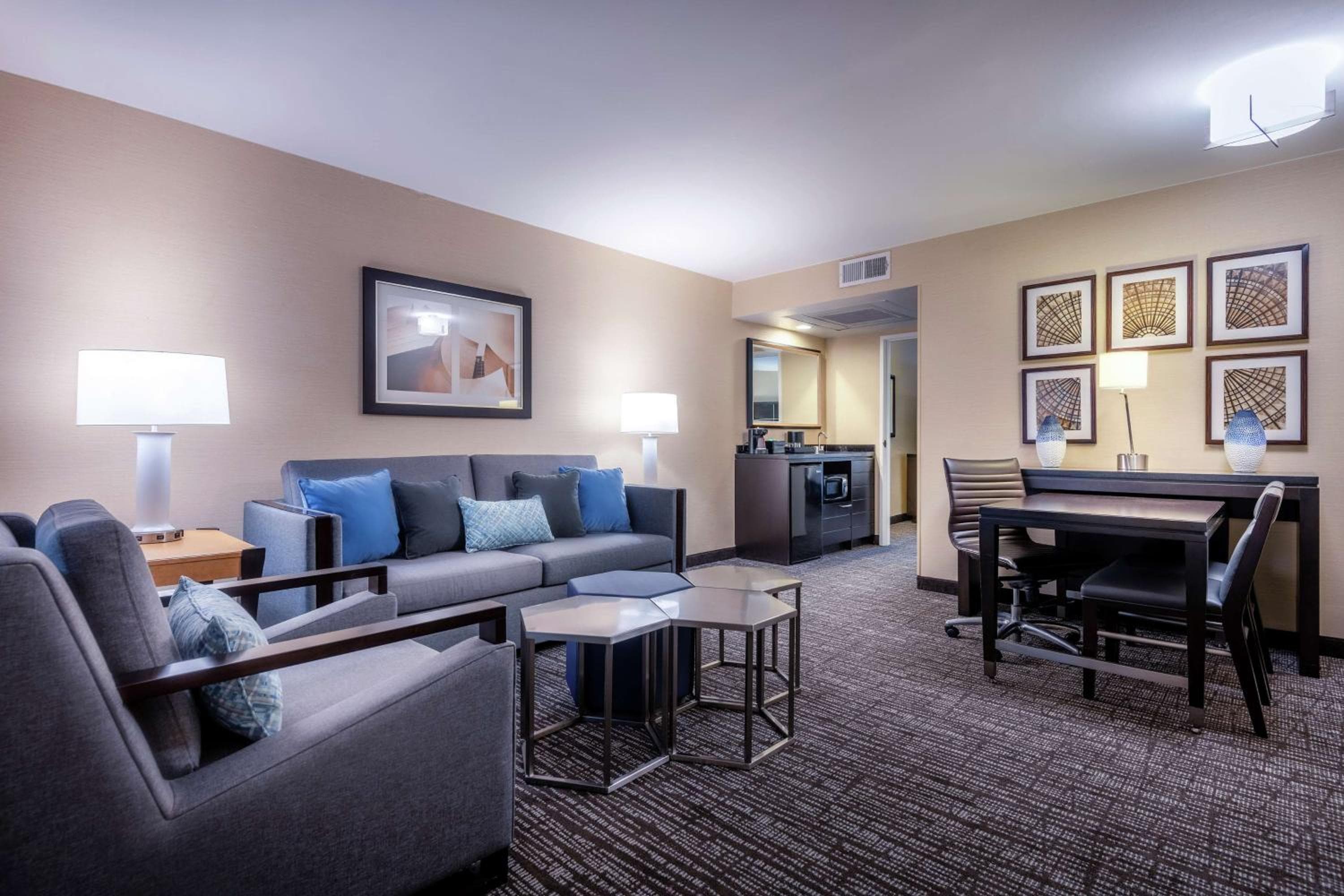 Embassy Suites Los Angeles - Aeroporto internazionale/Nord — 21