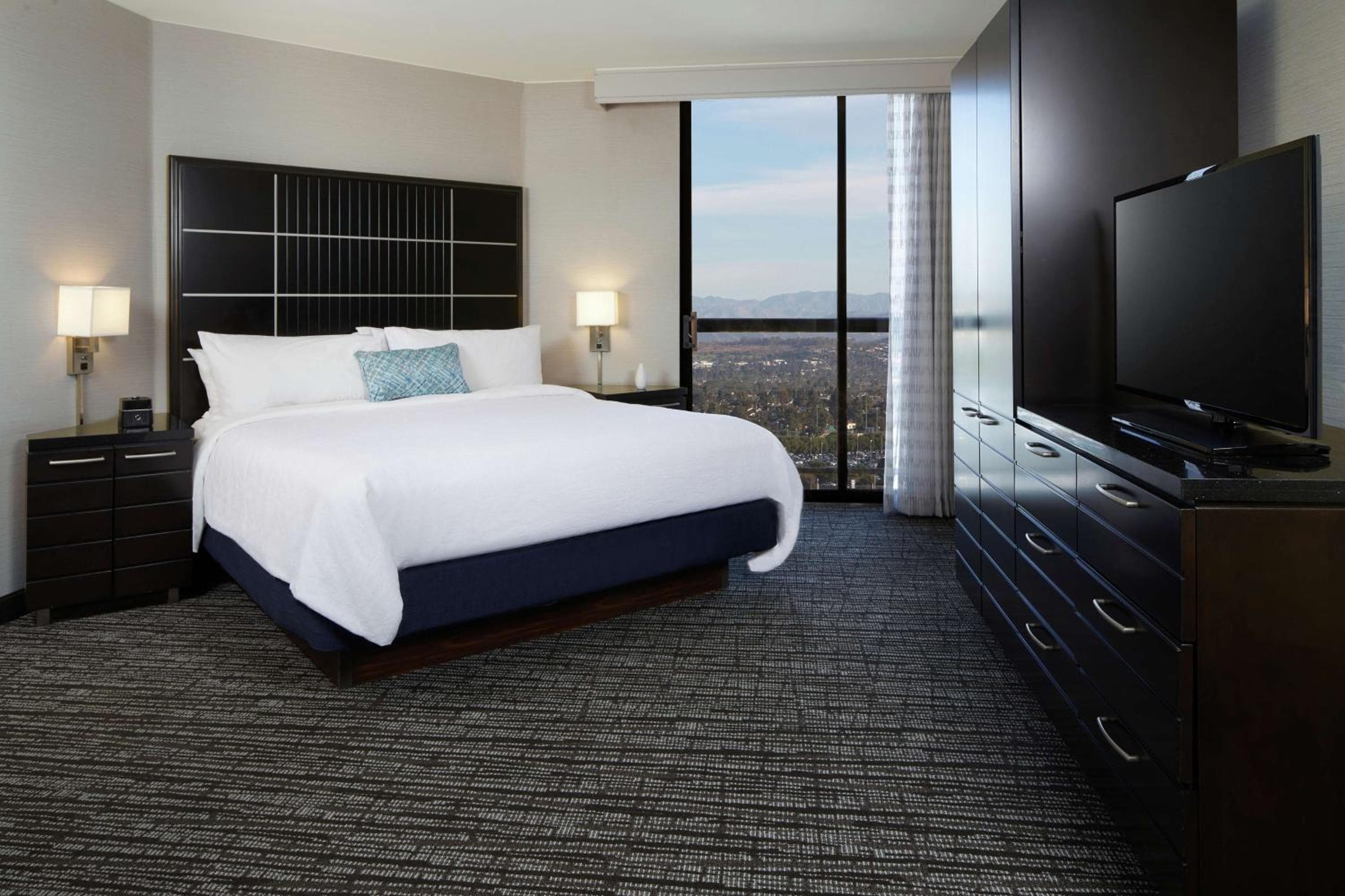 Embassy Suites Los Angeles - Aeroporto internazionale/Nord — 25