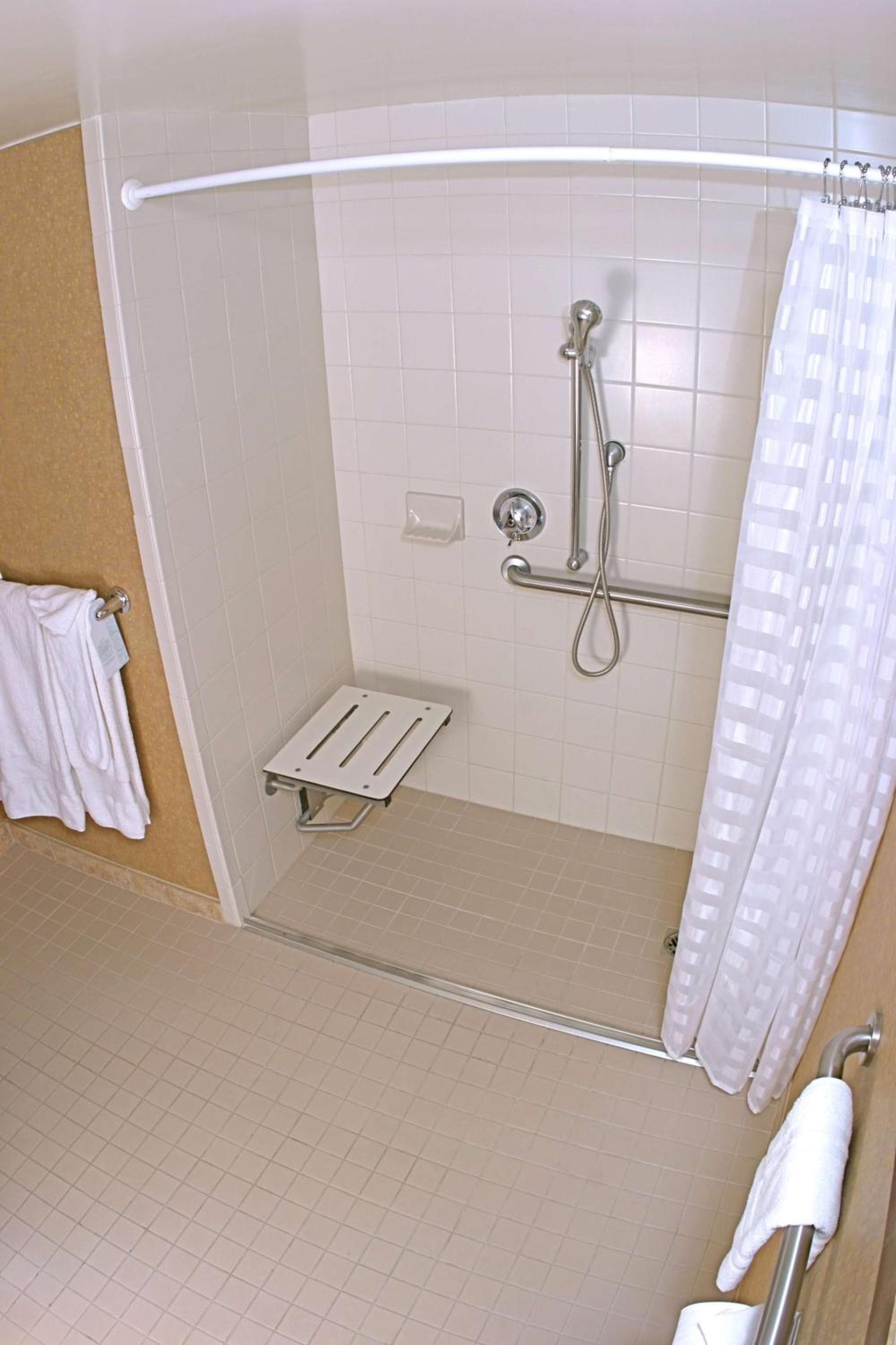 Embassy Suites Los Angeles - International Airport/North — 24