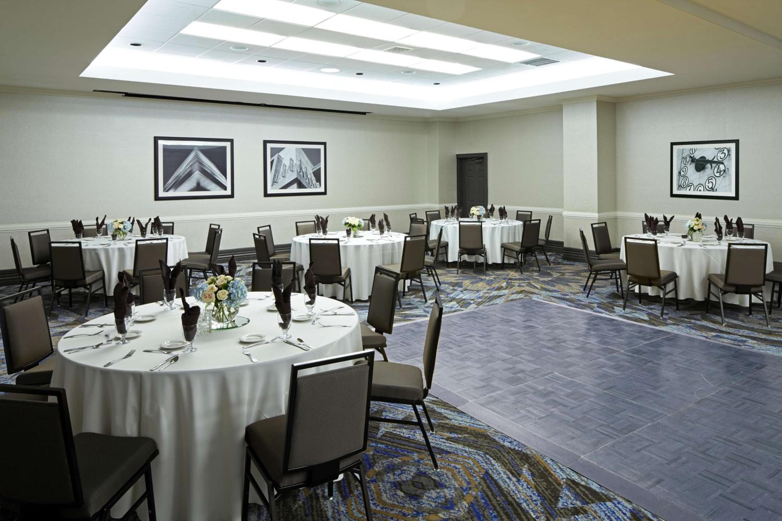 Embassy Suites Los Angeles - International Airport/North — 22