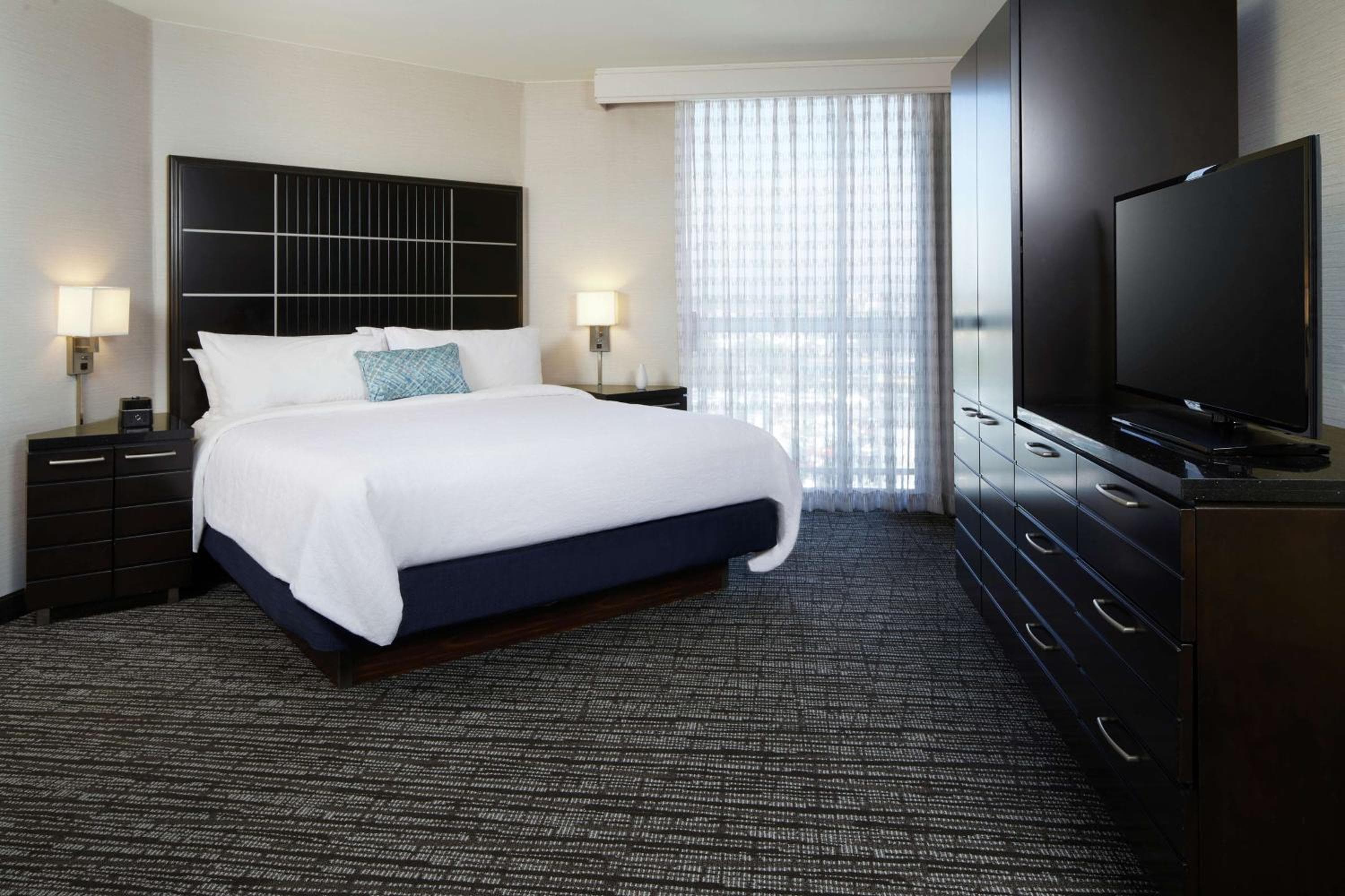 Embassy Suites Los Angeles - International Airport/North — 8
