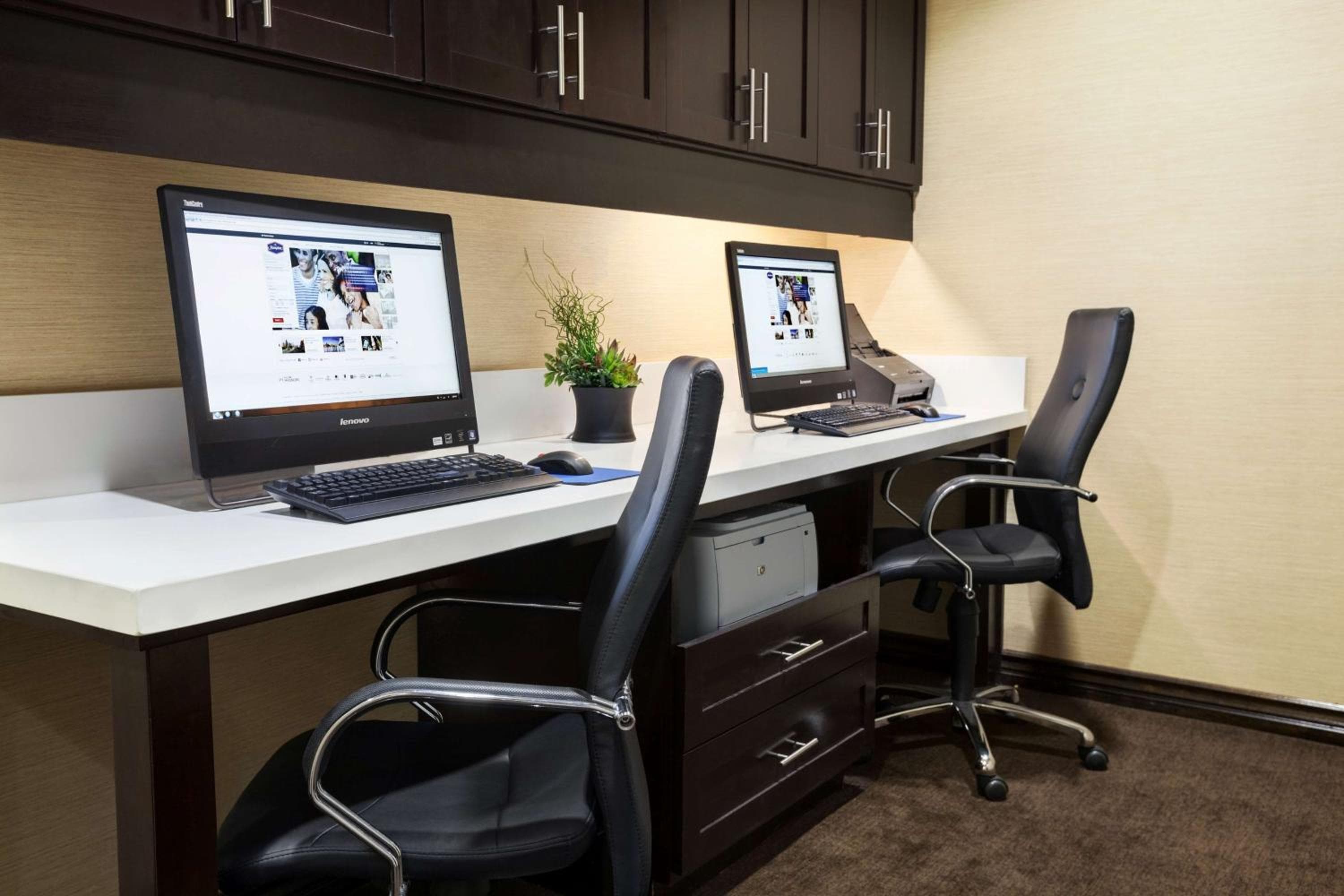 Hampton Inn Aeroporto Internazionale di Los Angeles/Hawthorne — 27
