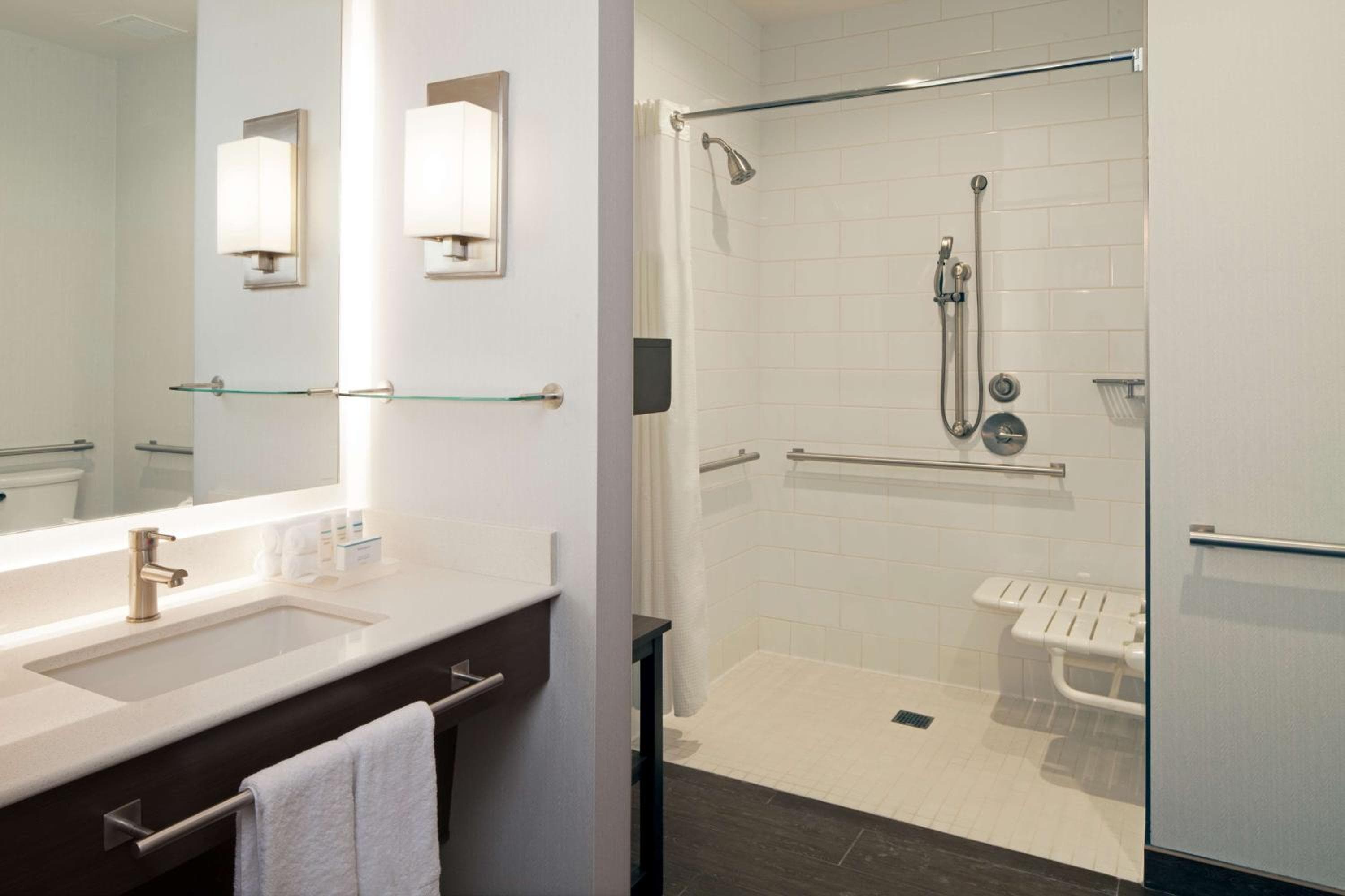 Homewood Suites By Hilton Los Angeles International Airport — 24