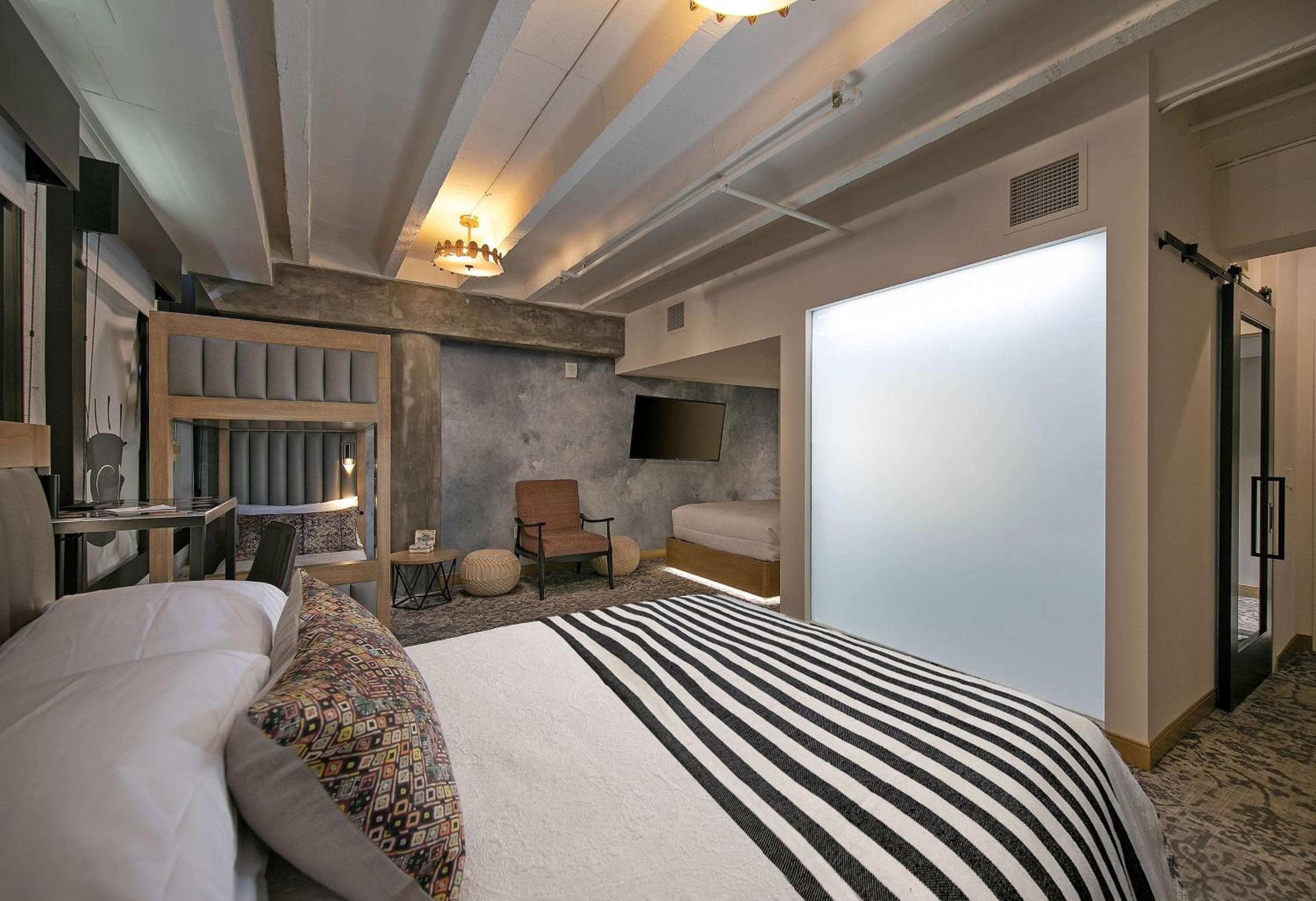 The Wayfarer Downtown LA, Tapestry Collection by Hilton — 22