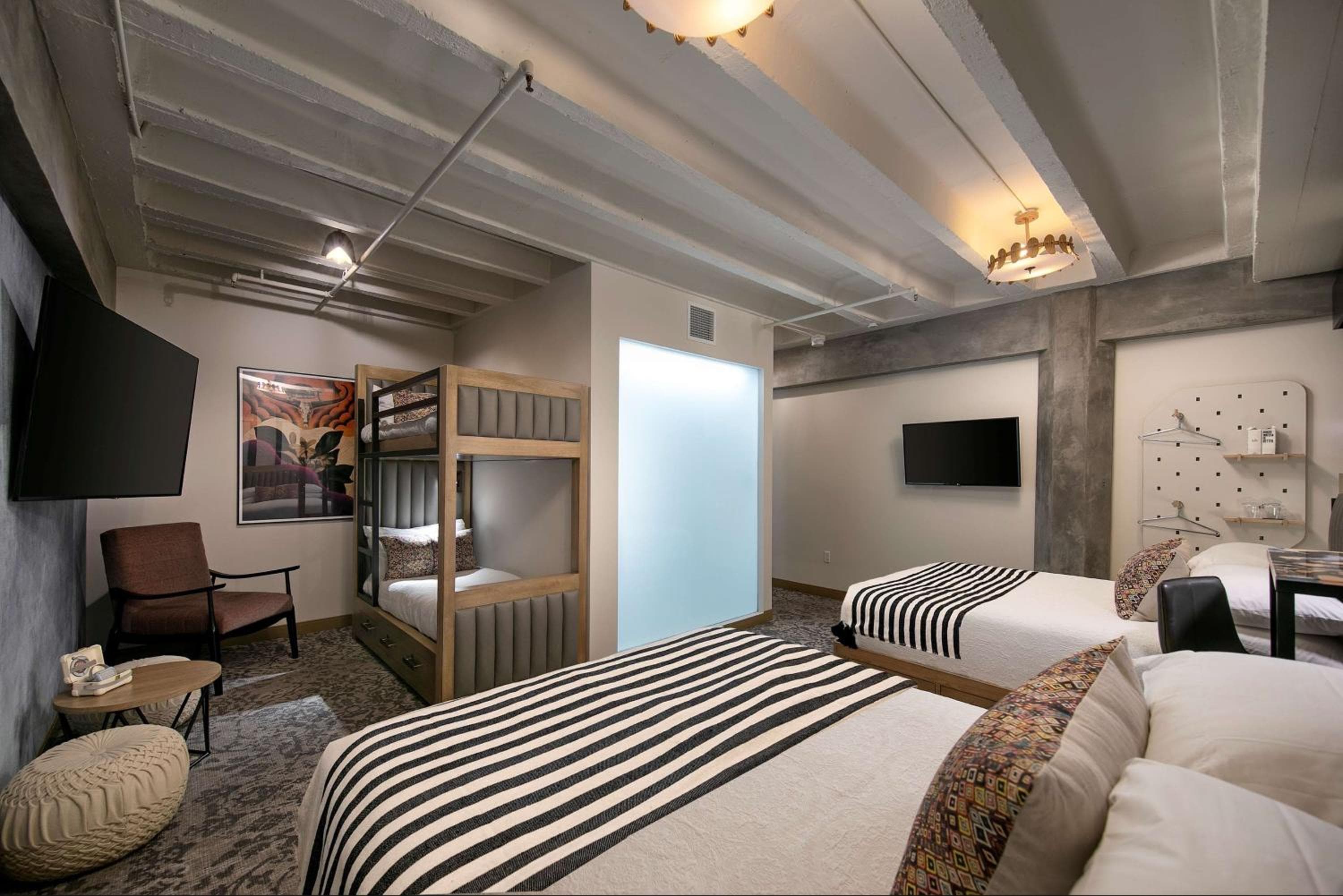 The Wayfarer Downtown LA, Tapestry Collection by Hilton — 18
