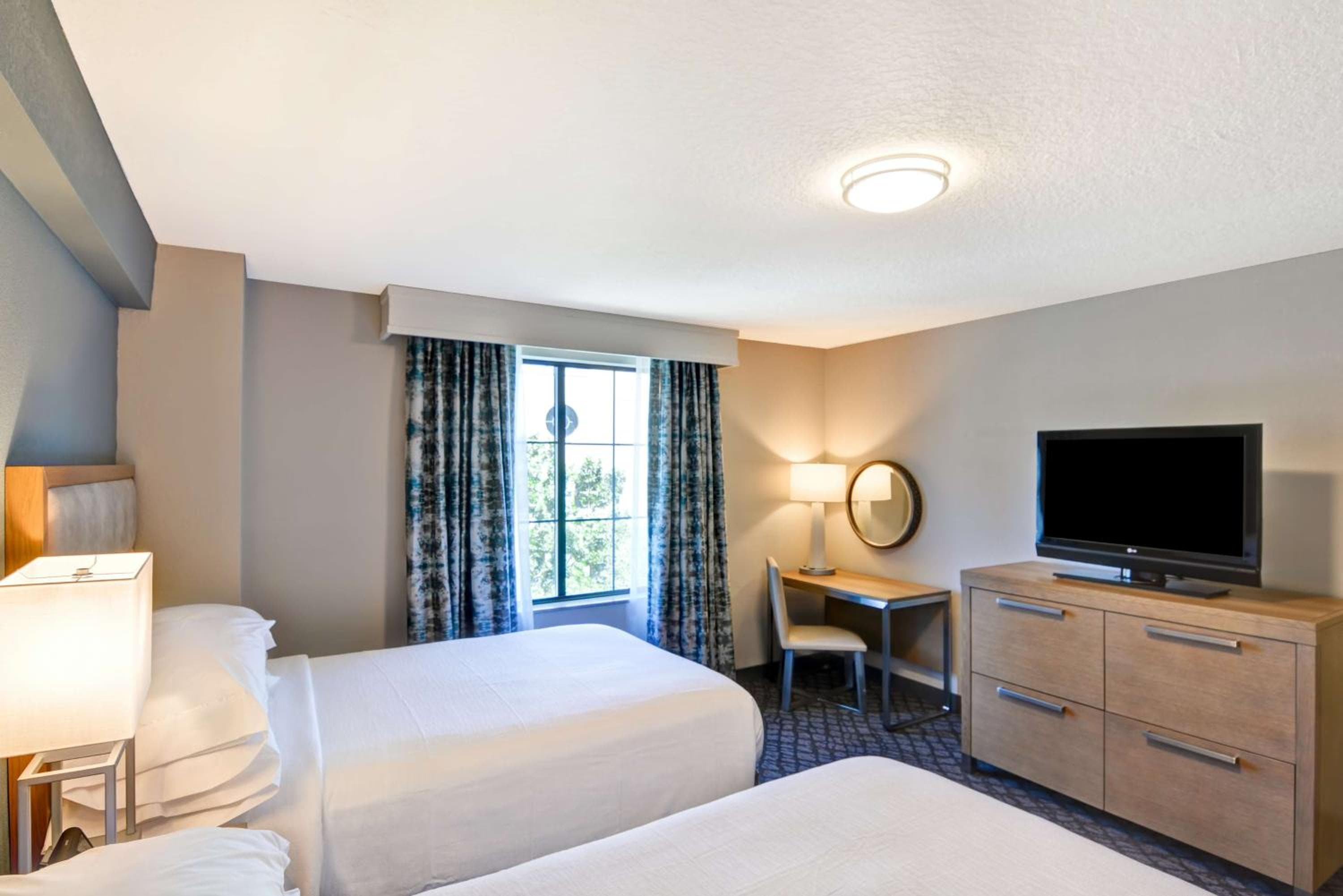 Embassy Suites by Hilton Orlando Downtown — 27