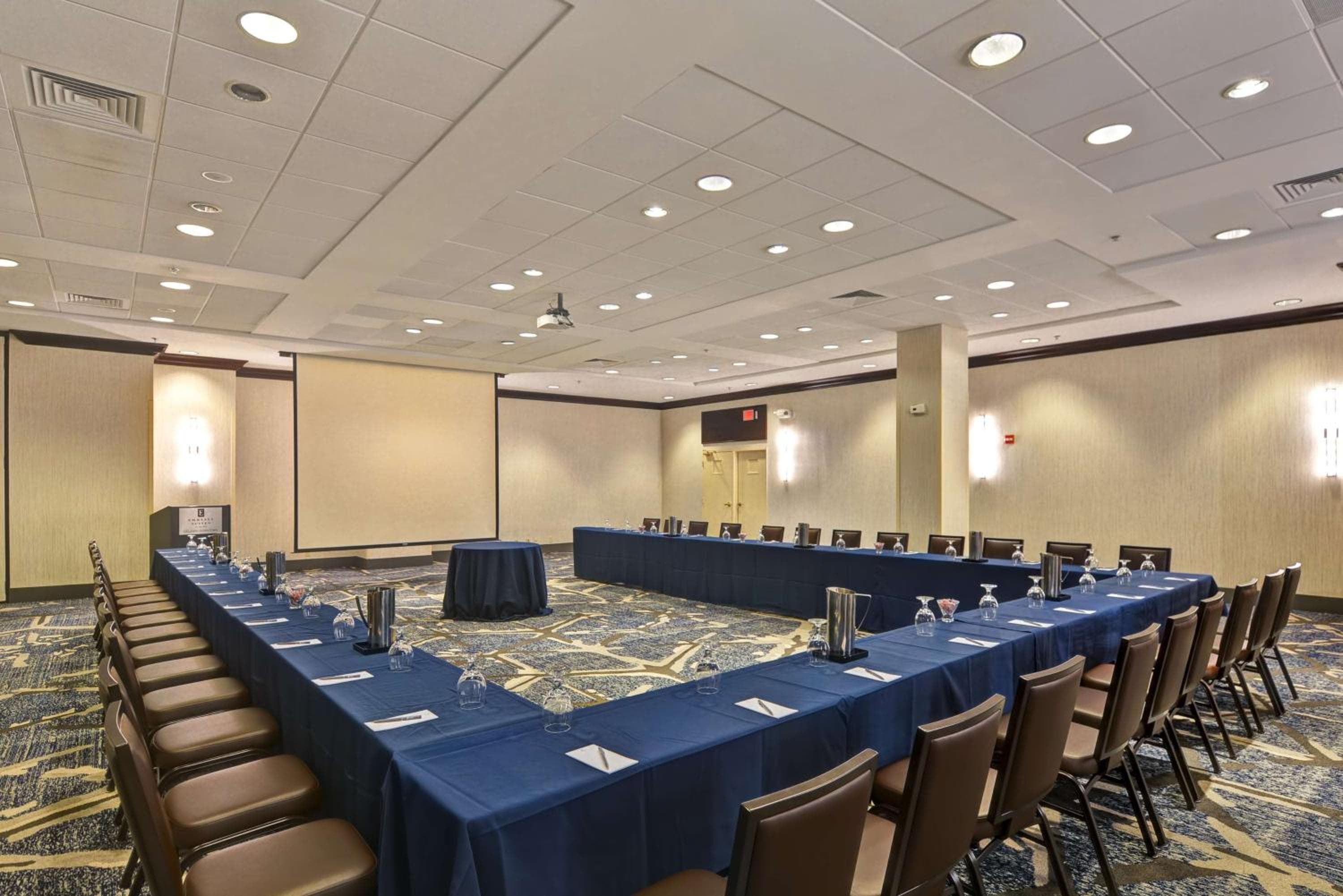 Embassy Suites by Hilton Orlando Downtown — 17