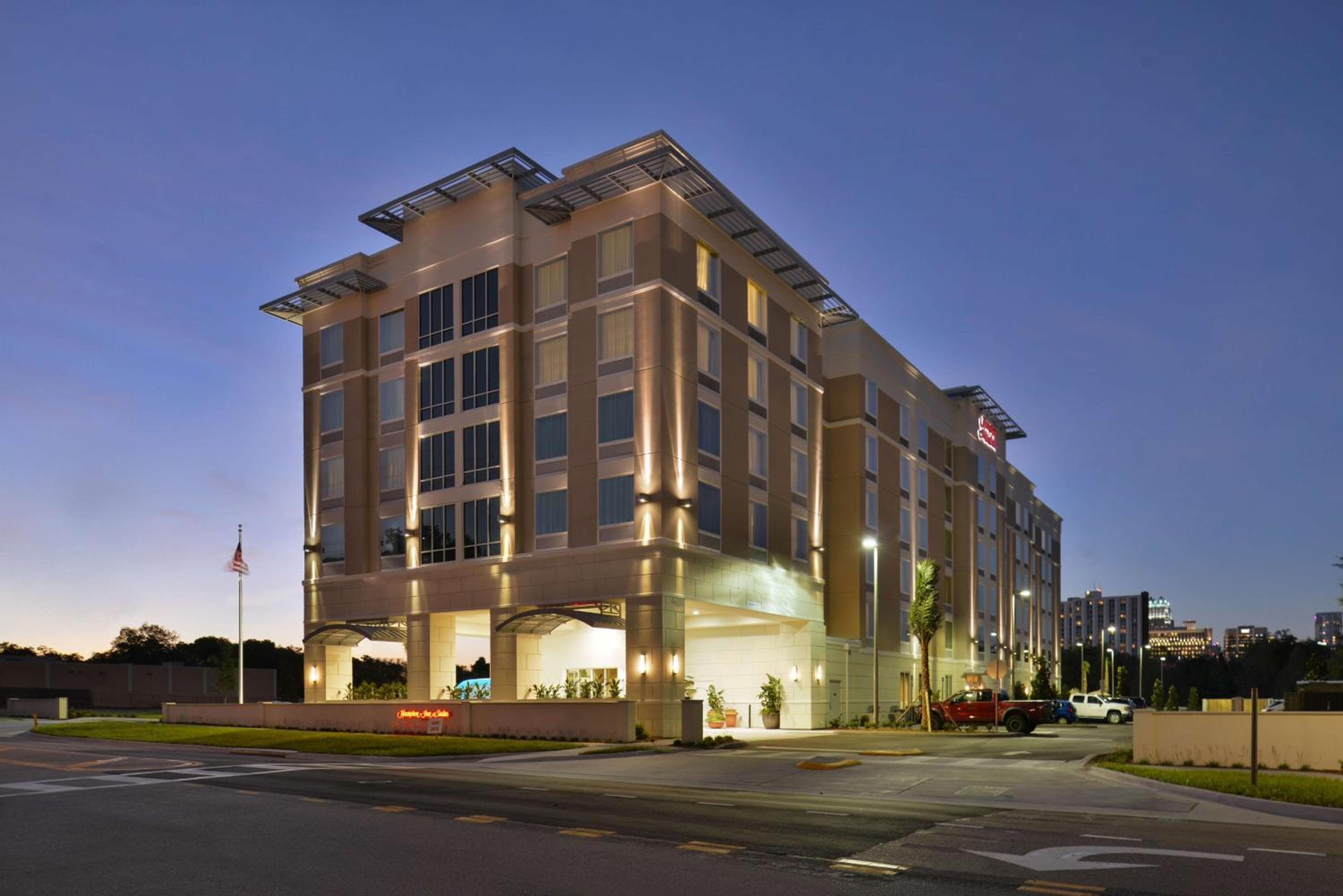 Hampton Inn & Suites Orlando/Downtown South - Medical Center — 17