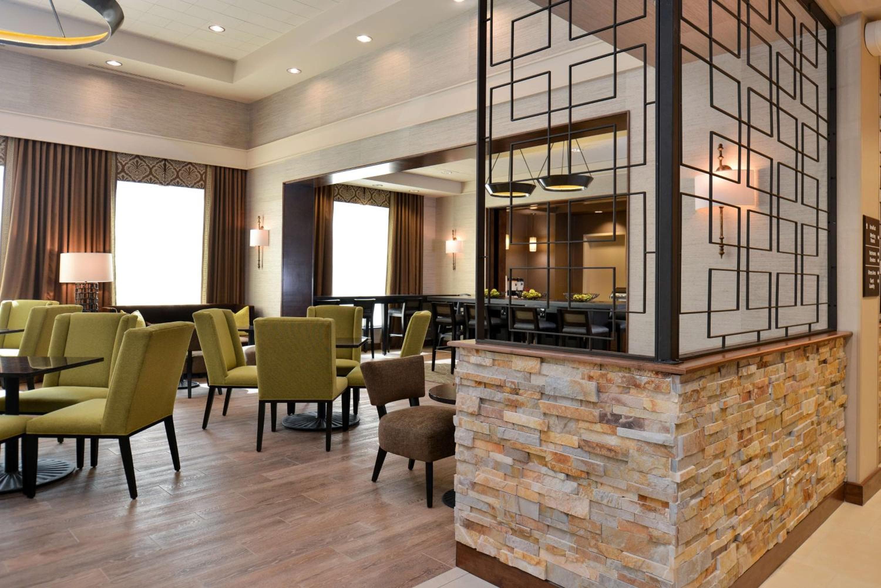 Hampton Inn & Suites Orlando/Downtown South - Medical Center — 10