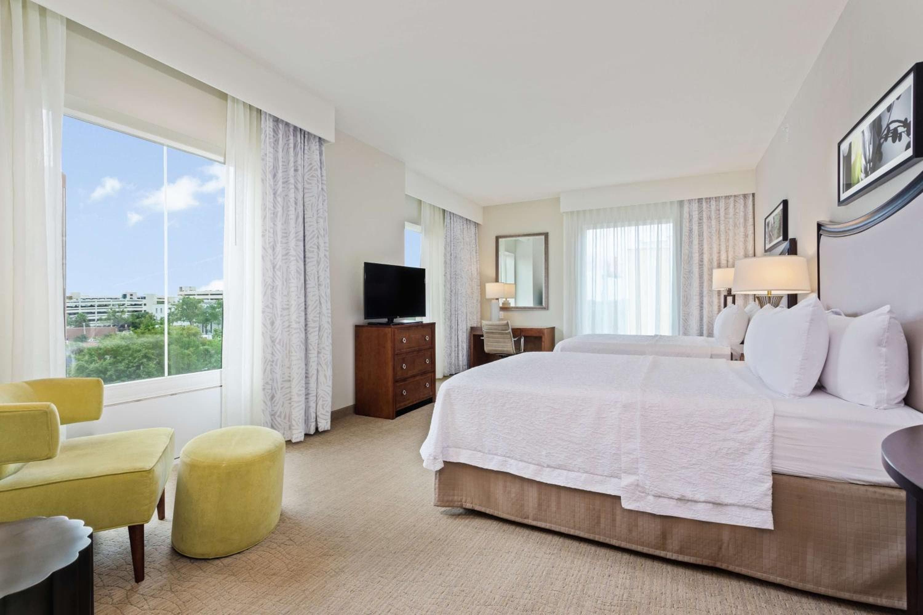 Hampton Inn & Suites Orlando/Downtown South - Medical Center — 2