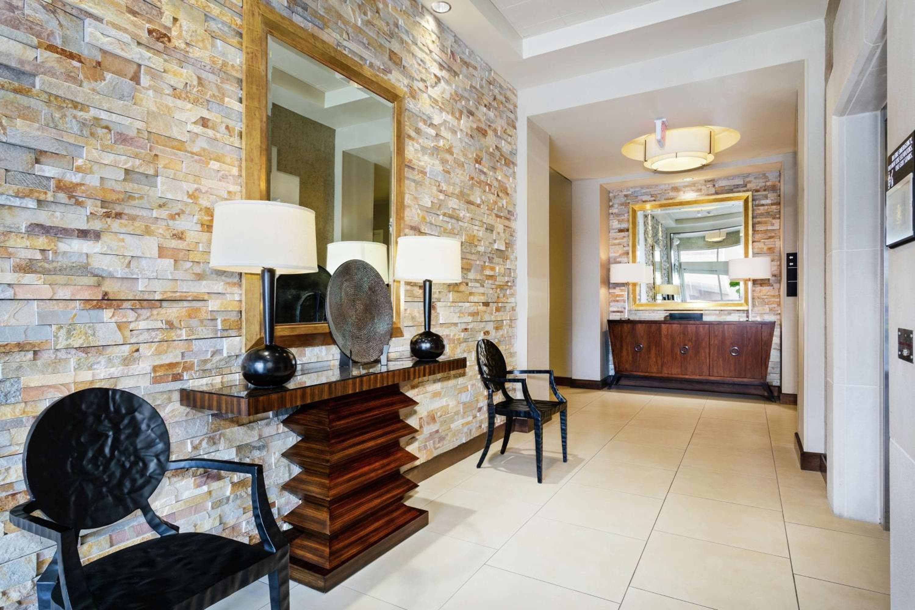 Hampton Inn & Suites Orlando/Downtown South - Medical Center — 19