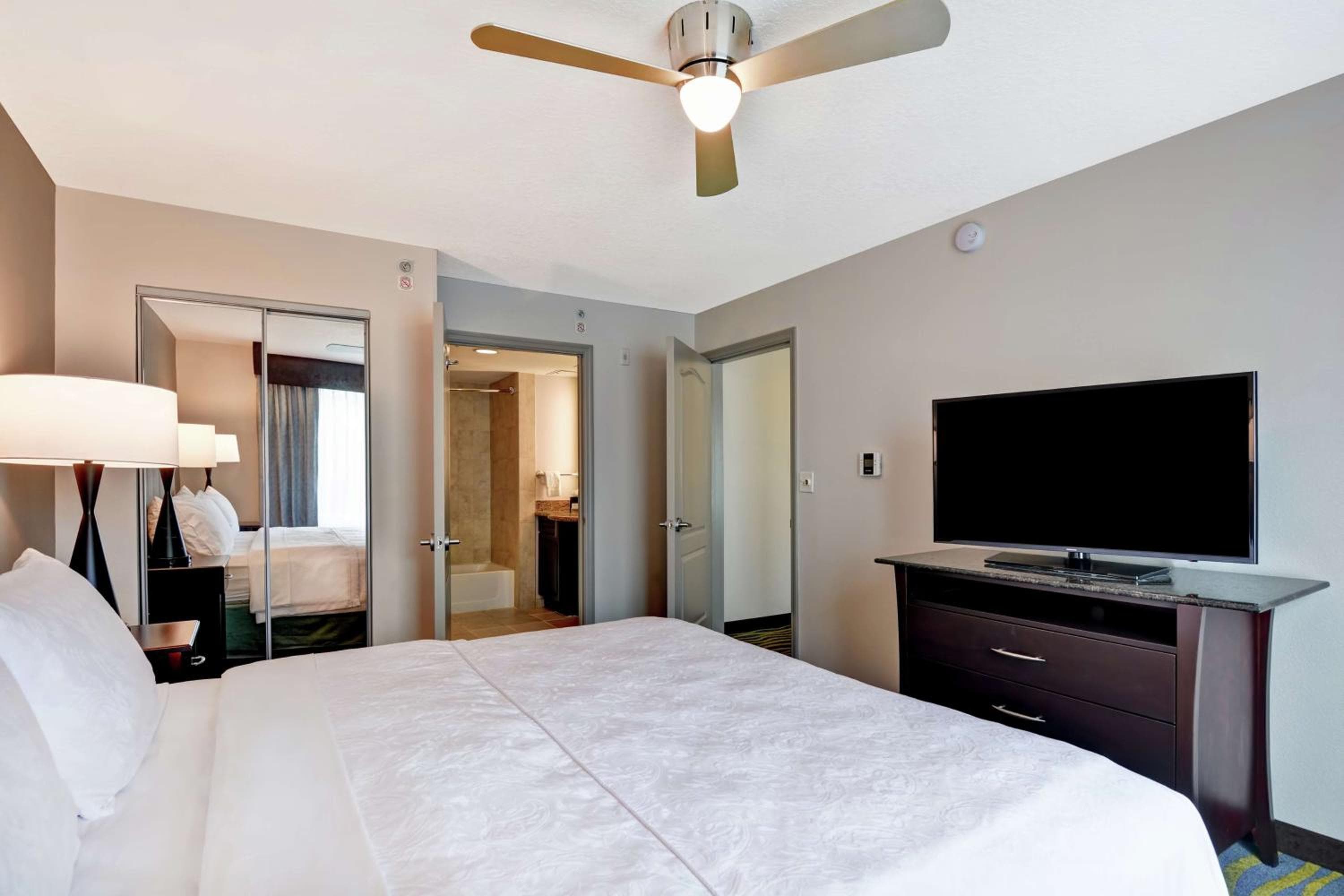 Homewood Suites by Hilton Lake Buena Vista - Orlando — 2