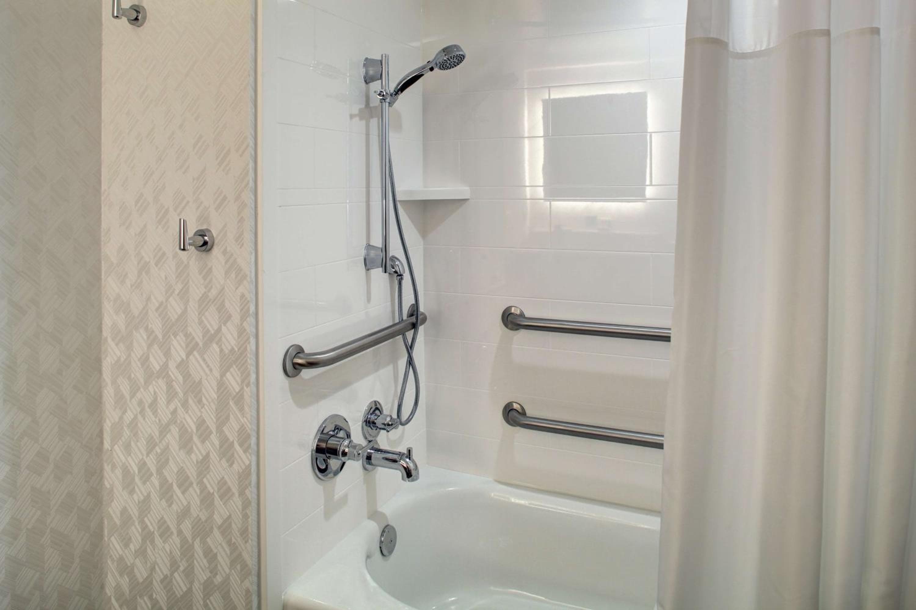 Hampton Inn & Suites Miami Aeroporto Sud/Laguna Blu — 29