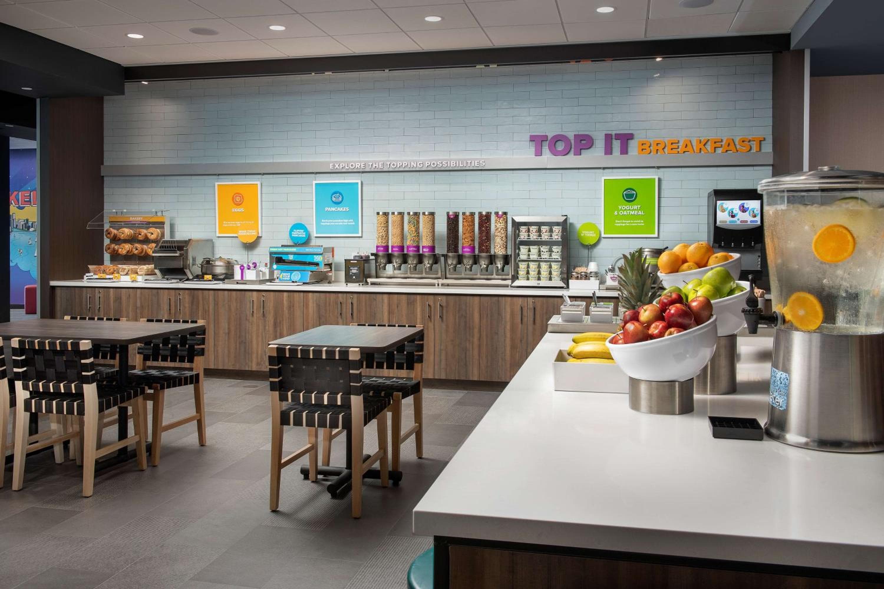 Tru By Hilton Miami West Brickell — 11