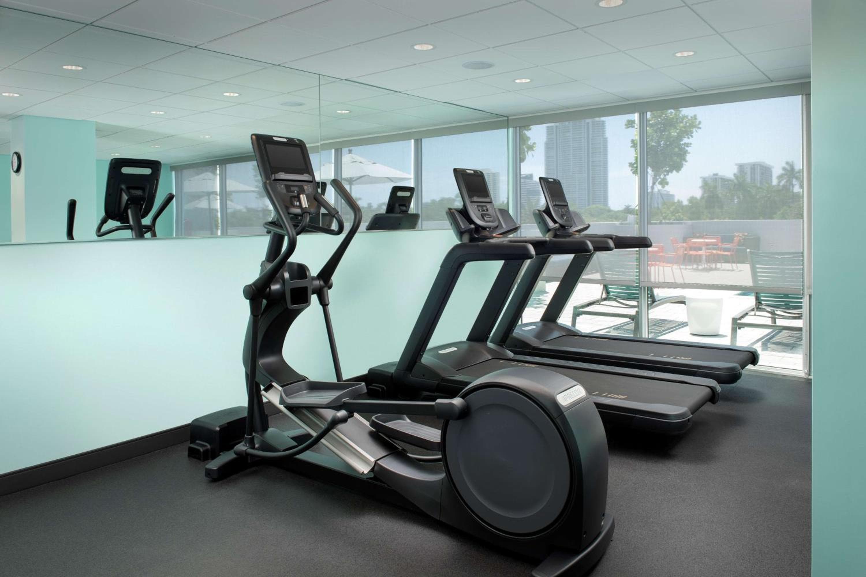 Tru By Hilton Miami West Brickell — 15