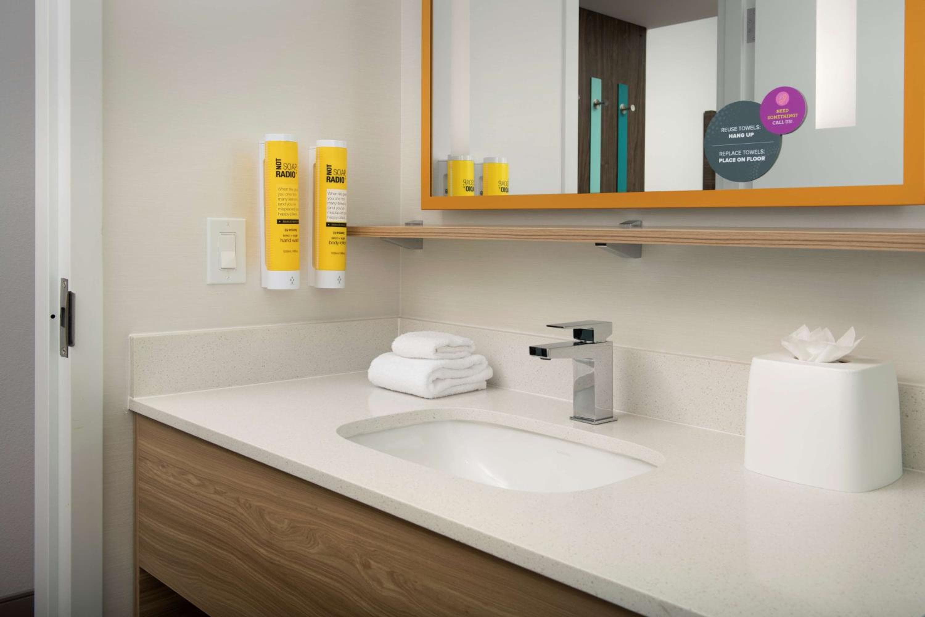 Tru By Hilton Miami West Brickell — 25