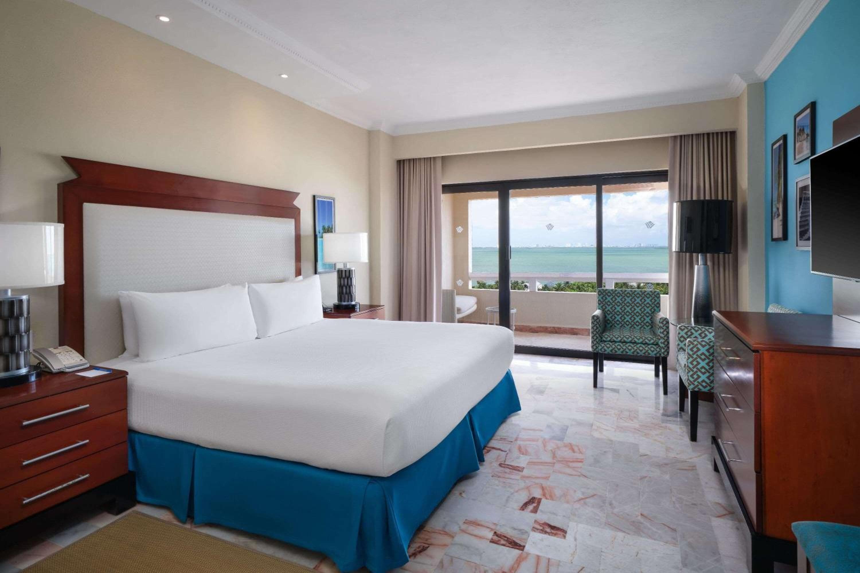 Wyndham Grand Cancun All Inclusive Resort & Villas — 17