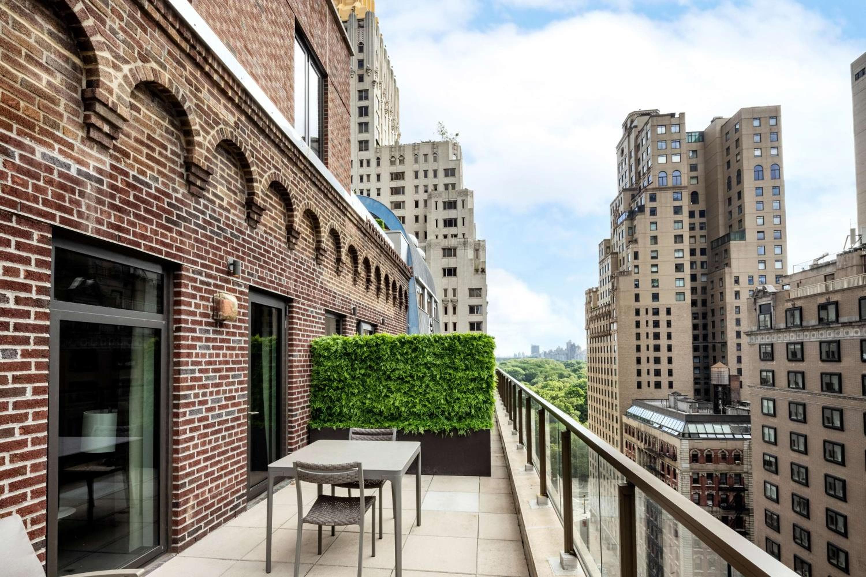 Hilton Club The Quin New York — 13