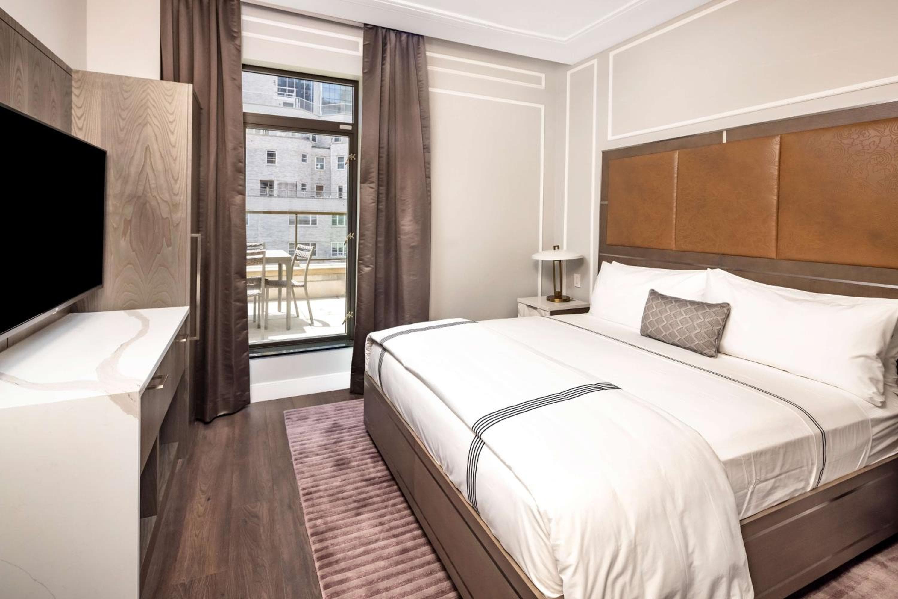 Hilton Club The Quin New York — 24