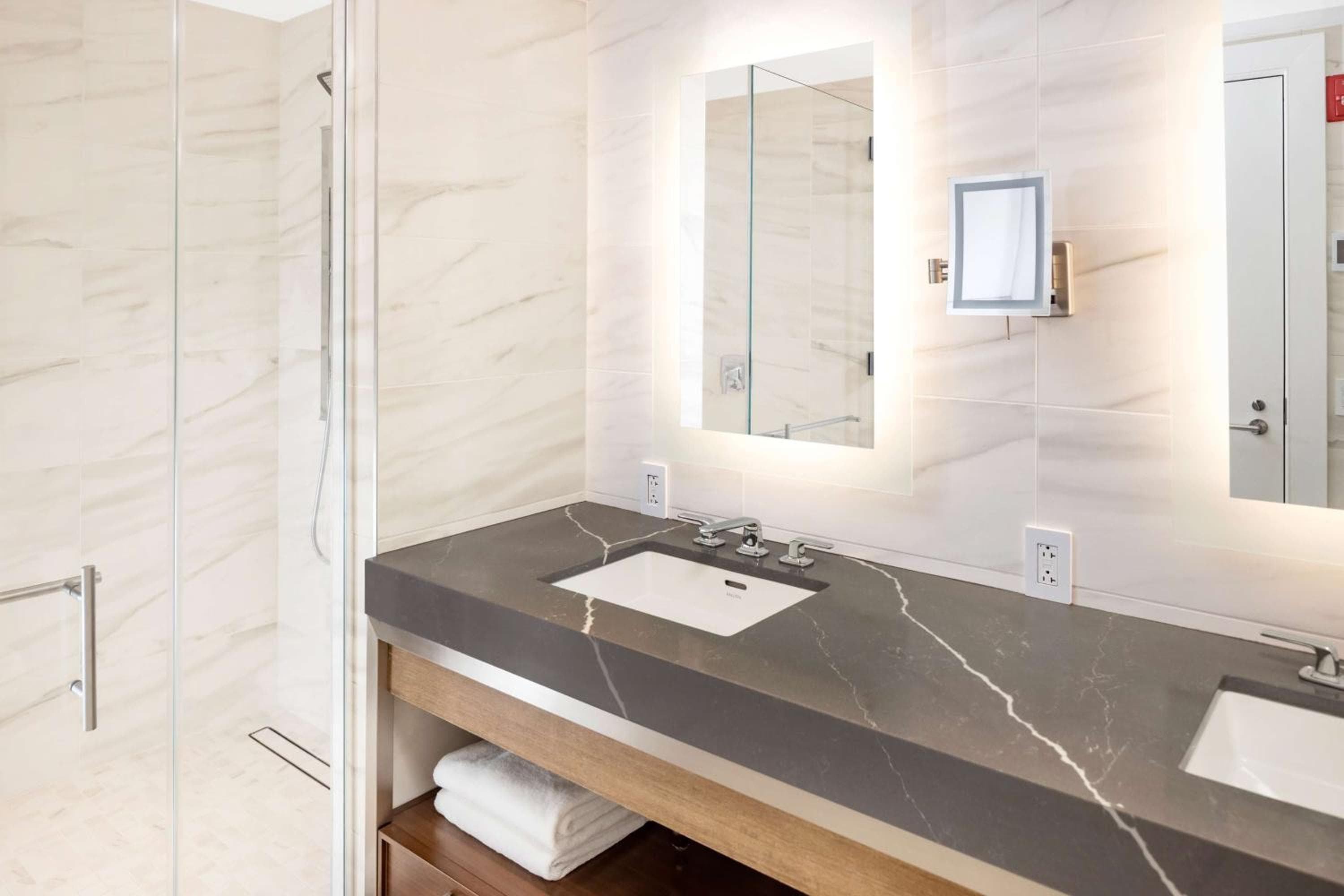 Hilton Club The Quin New York — 26