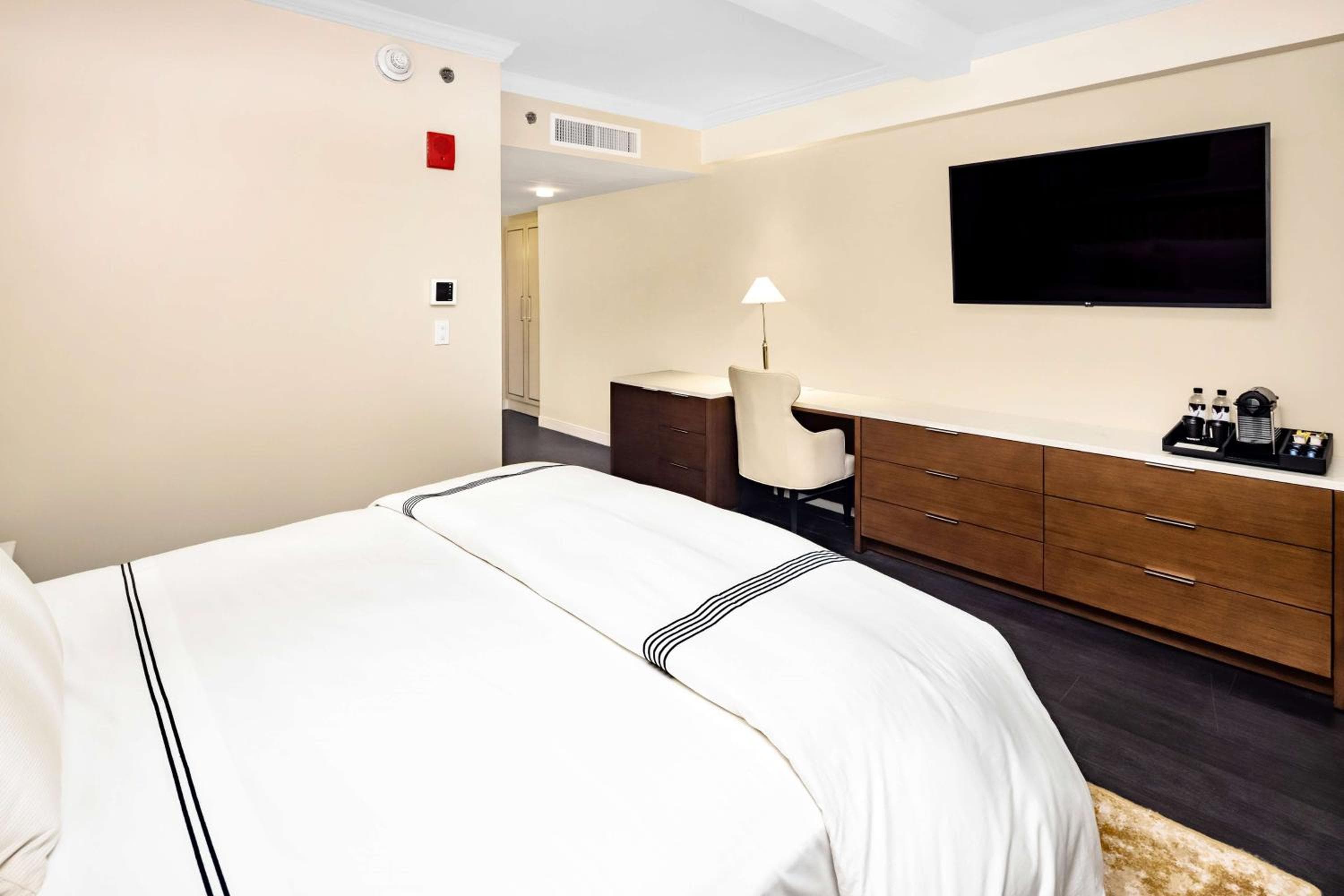 Hilton Club The Quin New York — 30